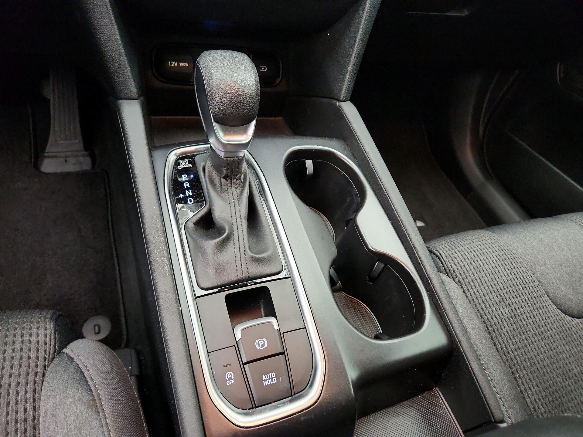 Thumbnail: 2019 Hyundai Santa Fe - 17