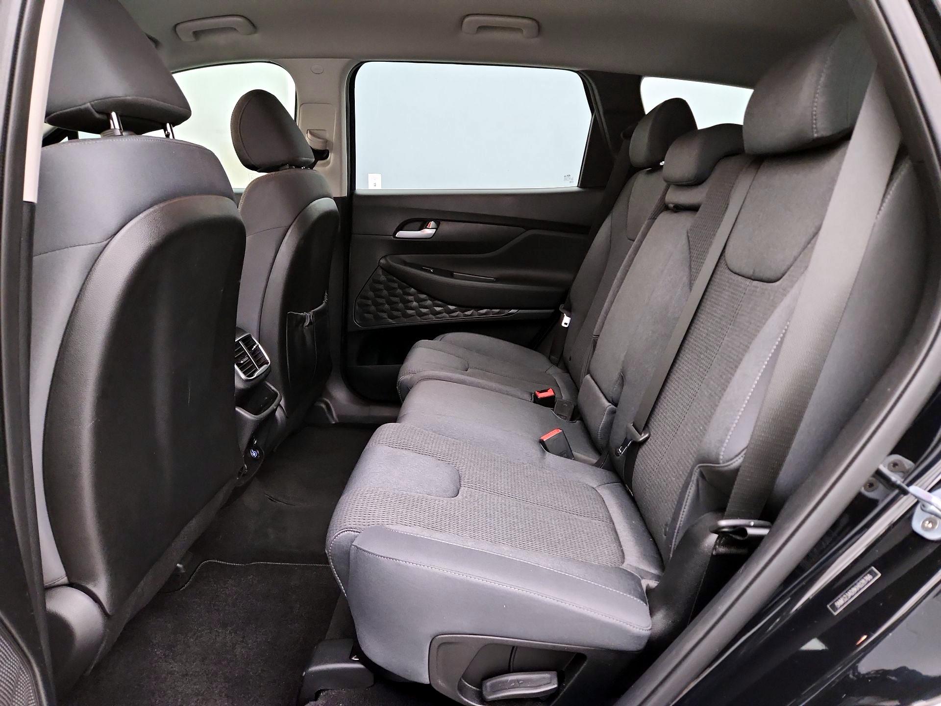 Thumbnail: 2019 Hyundai Santa Fe - 19