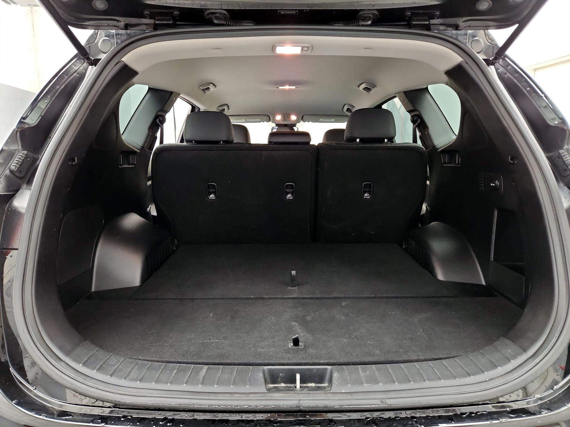 Thumbnail: 2019 Hyundai Santa Fe - 20