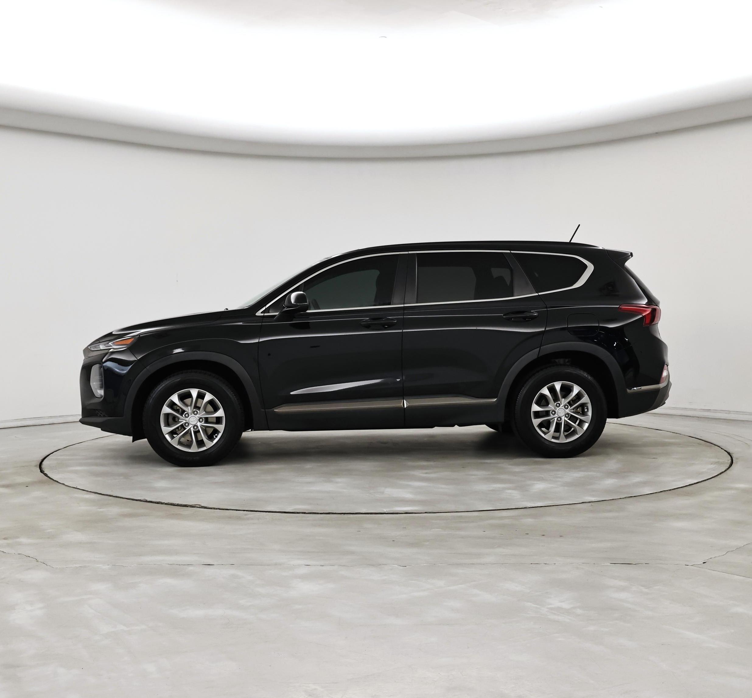 Thumbnail: 2019 Hyundai Santa Fe - 3