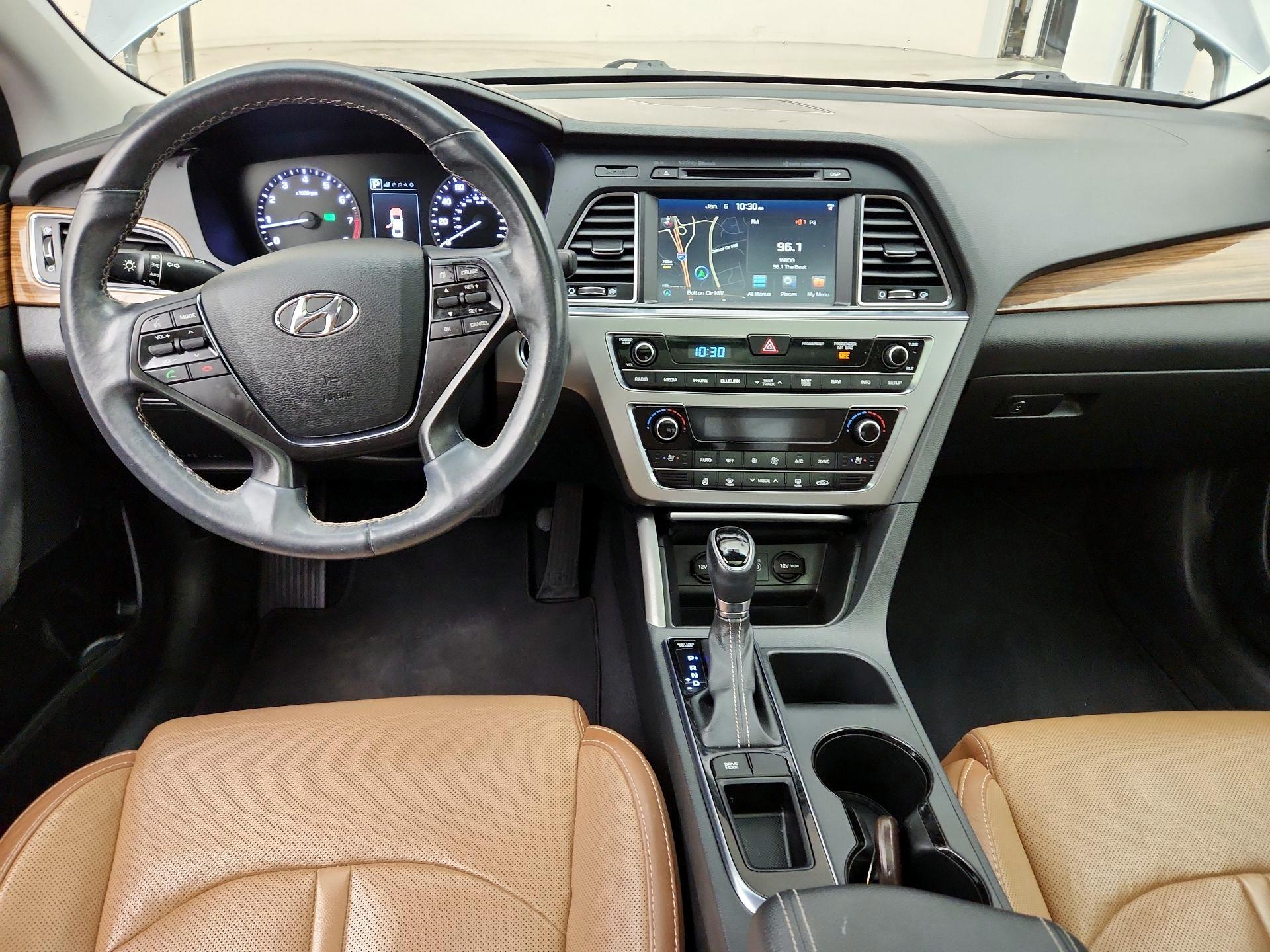 Thumbnail: 2015 Hyundai Sonata - 9