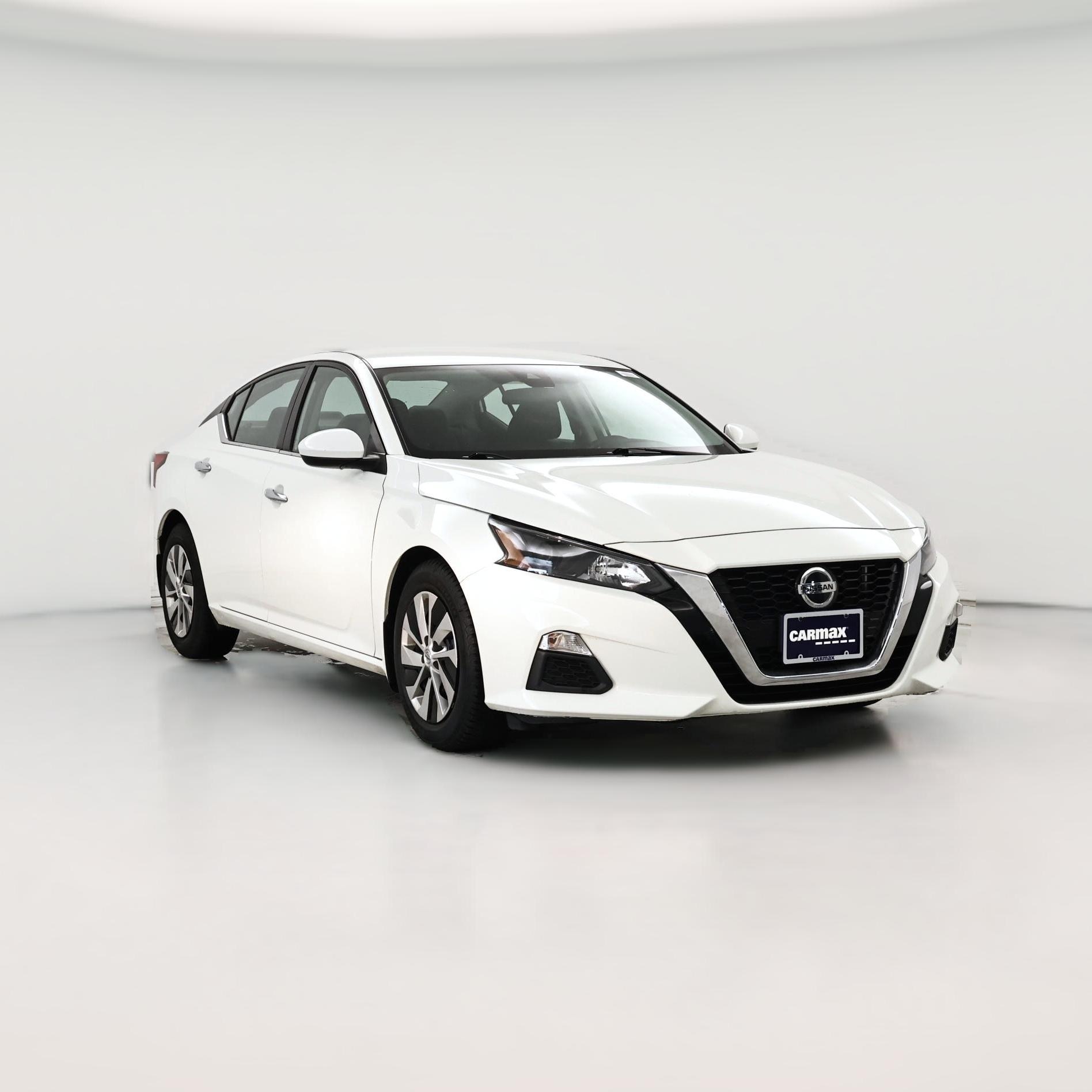 Thumbnail: 2022 Nissan Altima - 1