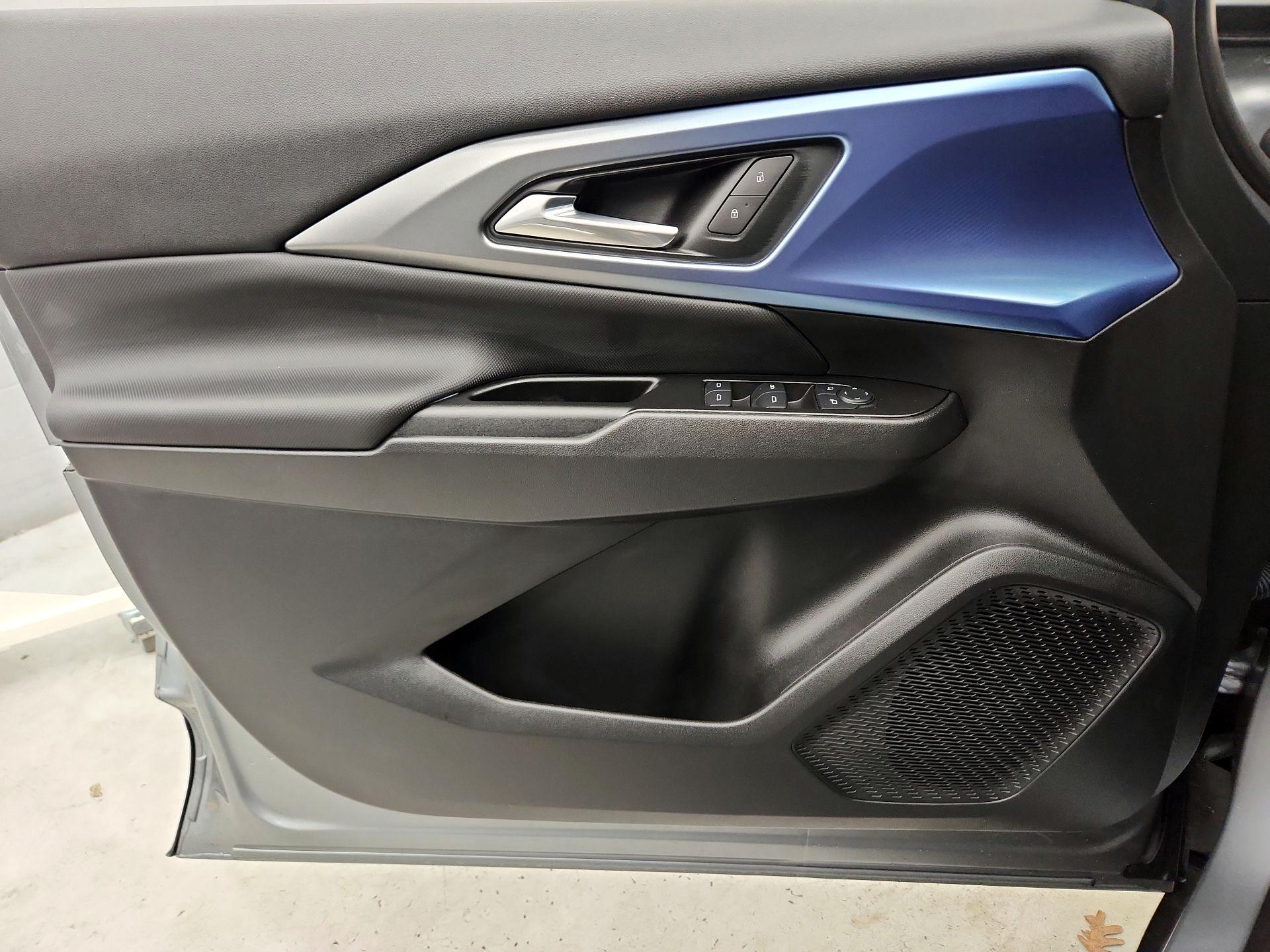 Thumbnail: 2025 Chevrolet Equinox - 12