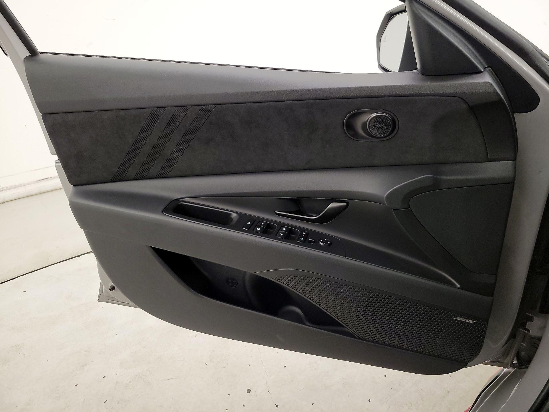 Thumbnail: 2025 Hyundai Elantra - 12