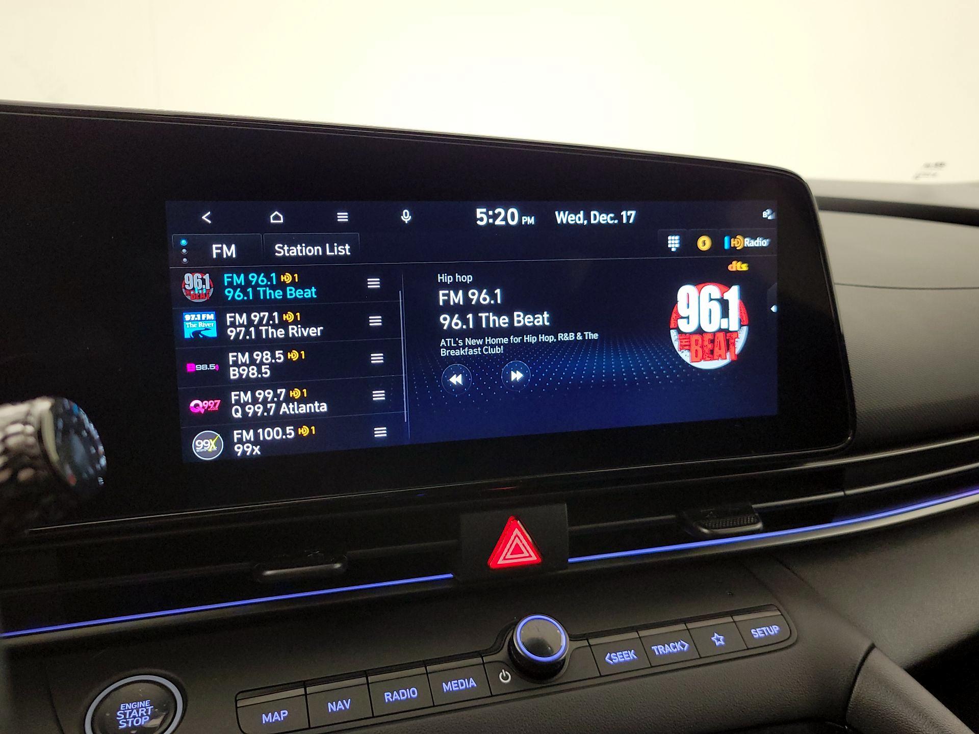 Thumbnail: 2025 Hyundai Elantra - 16