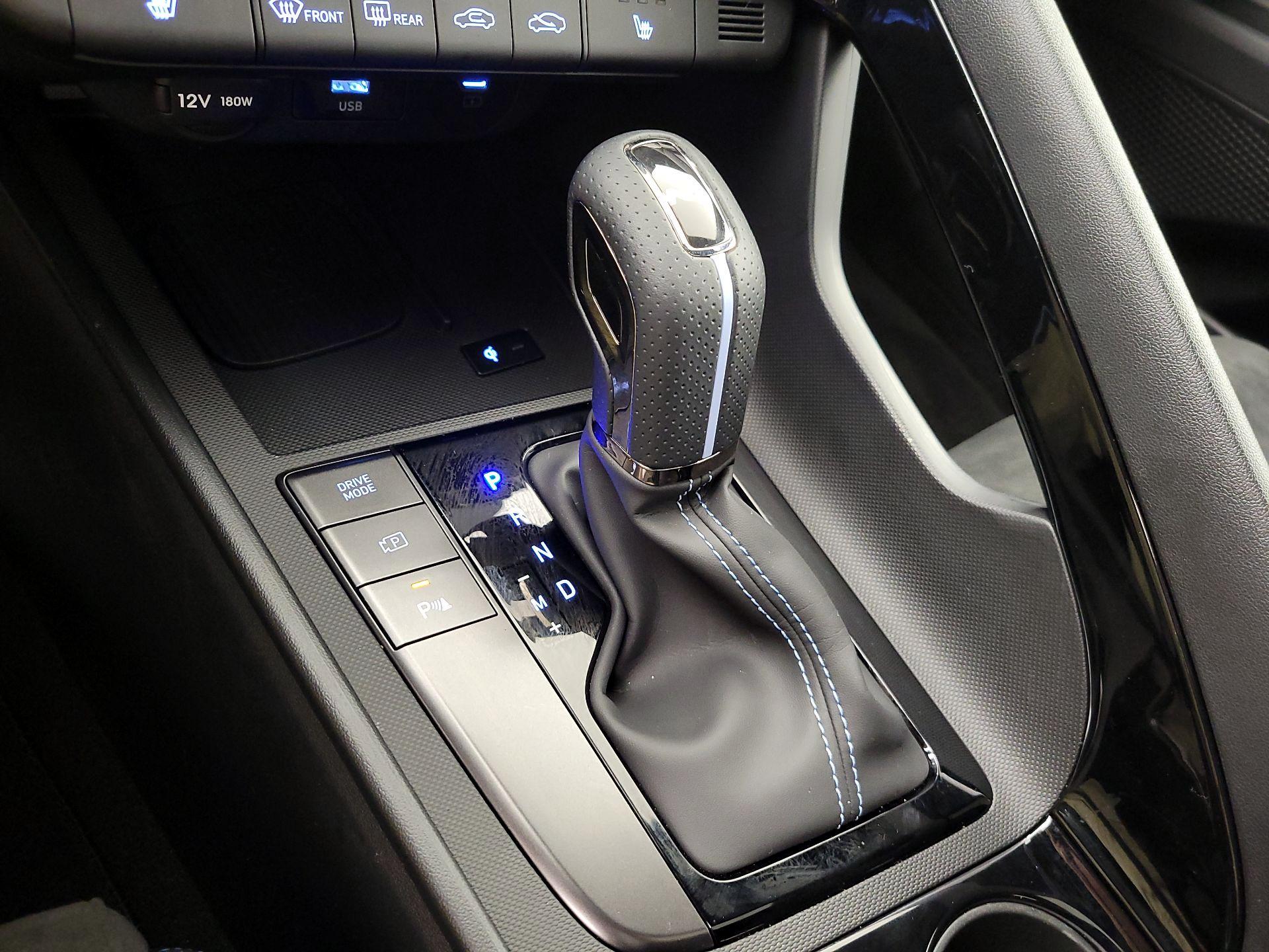 Thumbnail: 2025 Hyundai Elantra - 18