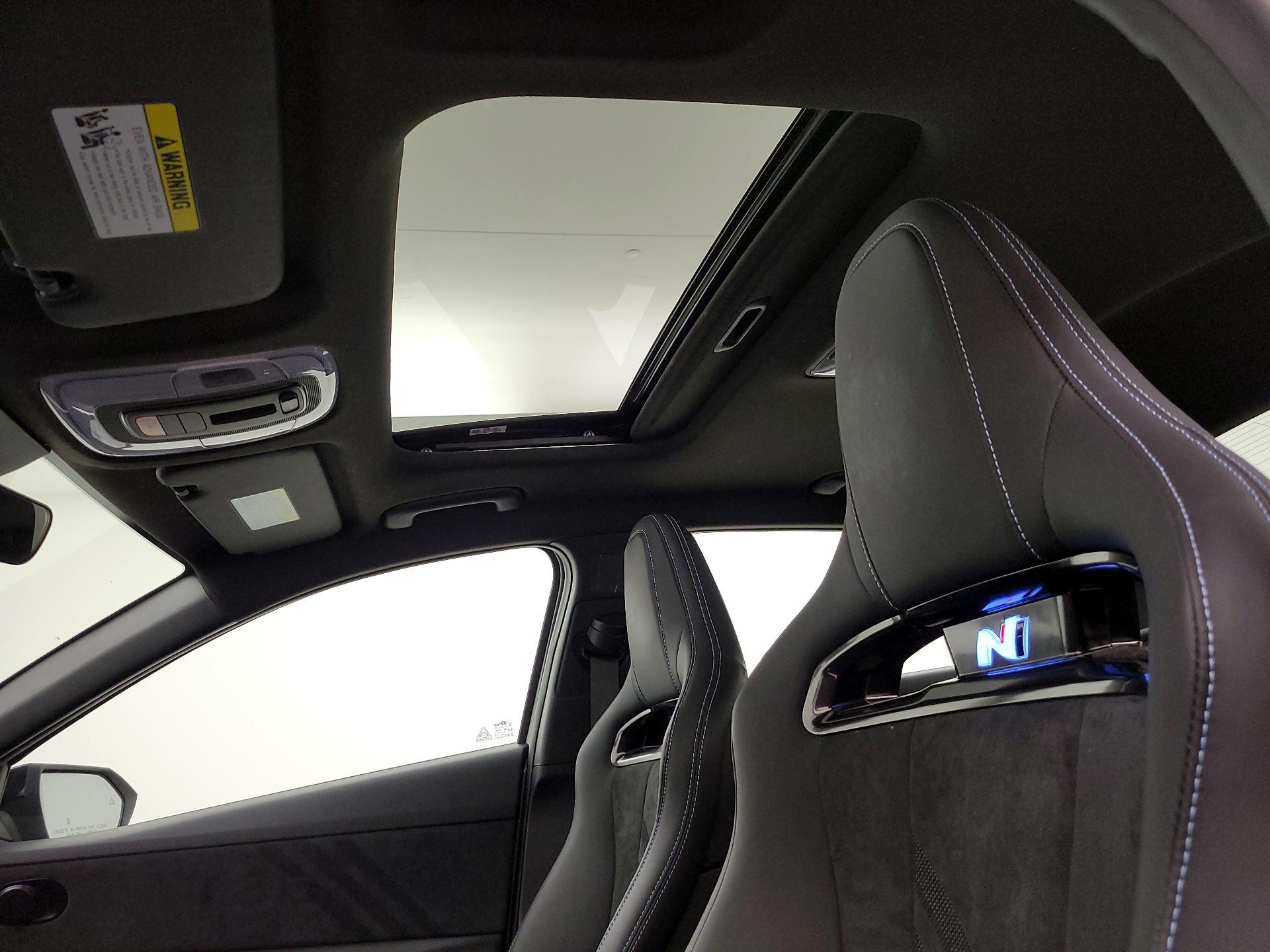 Thumbnail: 2025 Hyundai Elantra - 20