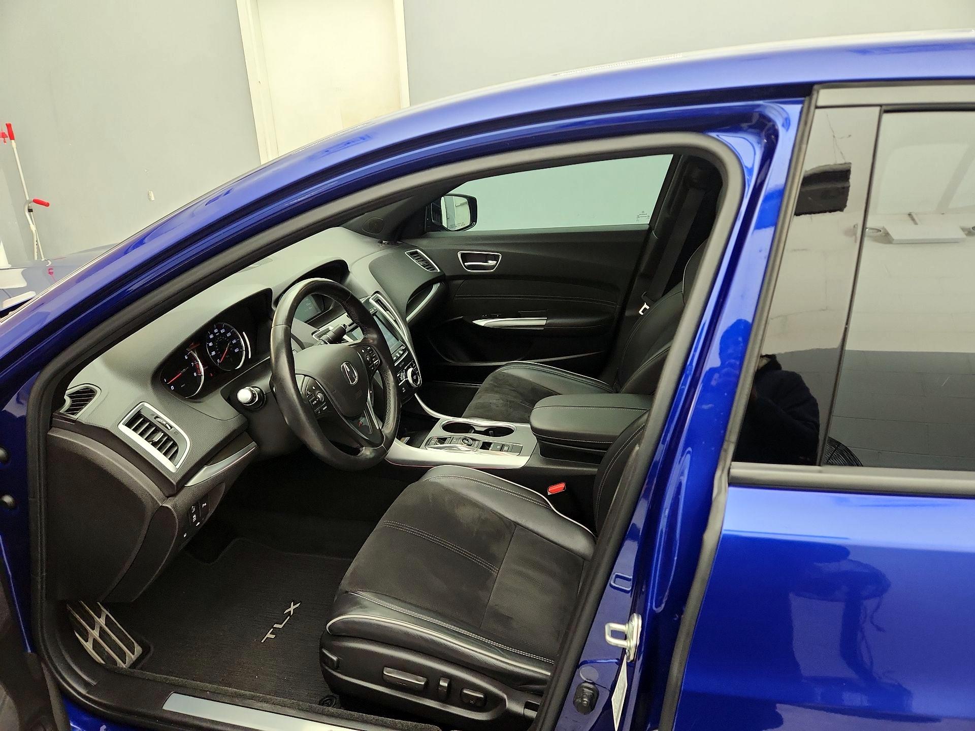 Thumbnail: 2018 Acura TLX - 11