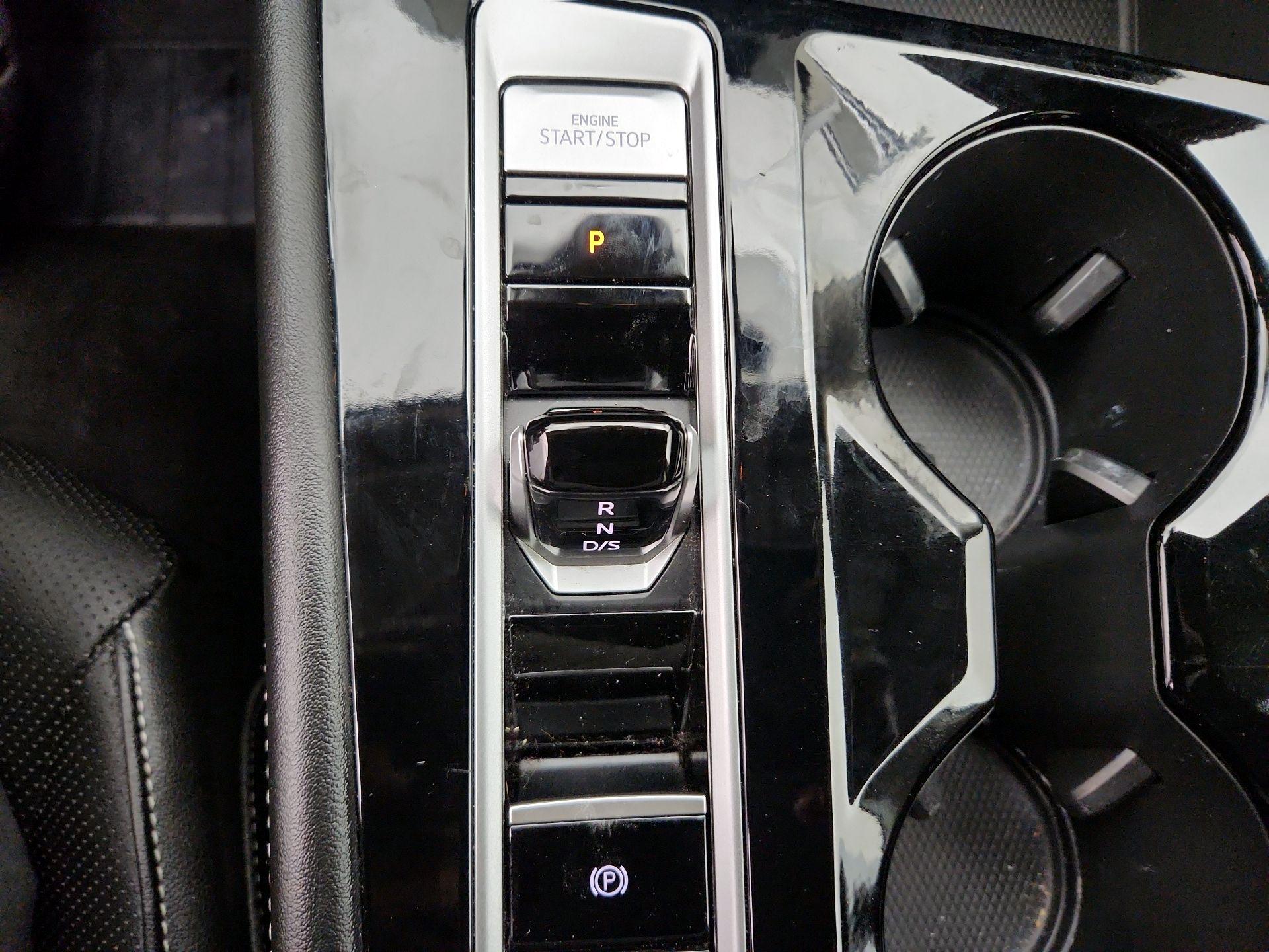 Thumbnail: 2024 Volkswagen Atlas - 17