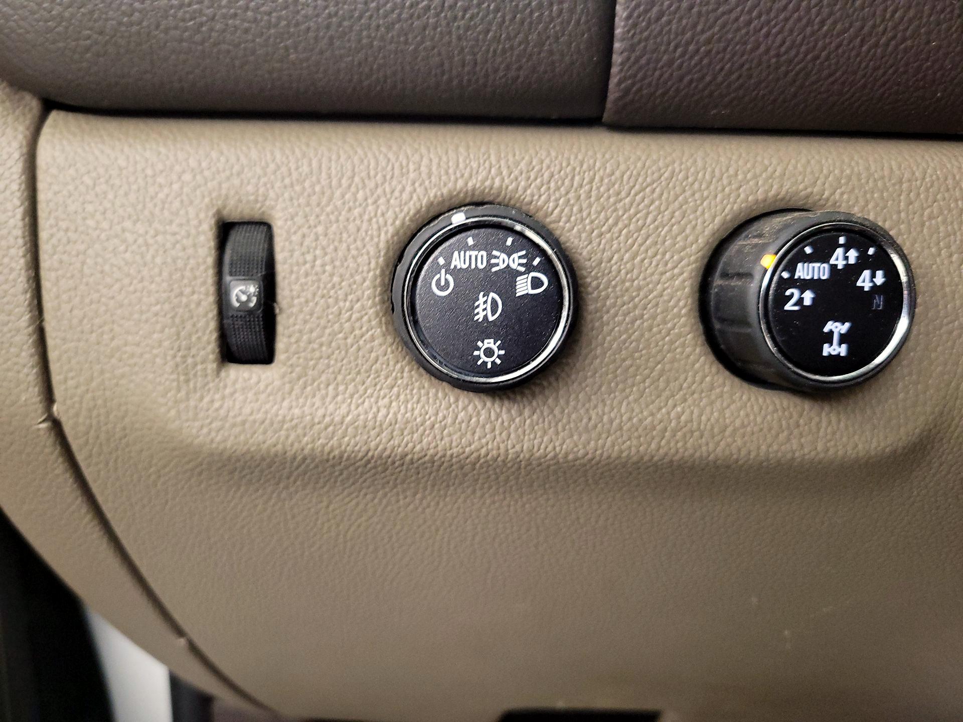 Thumbnail: 2016 GMC Canyon - 13