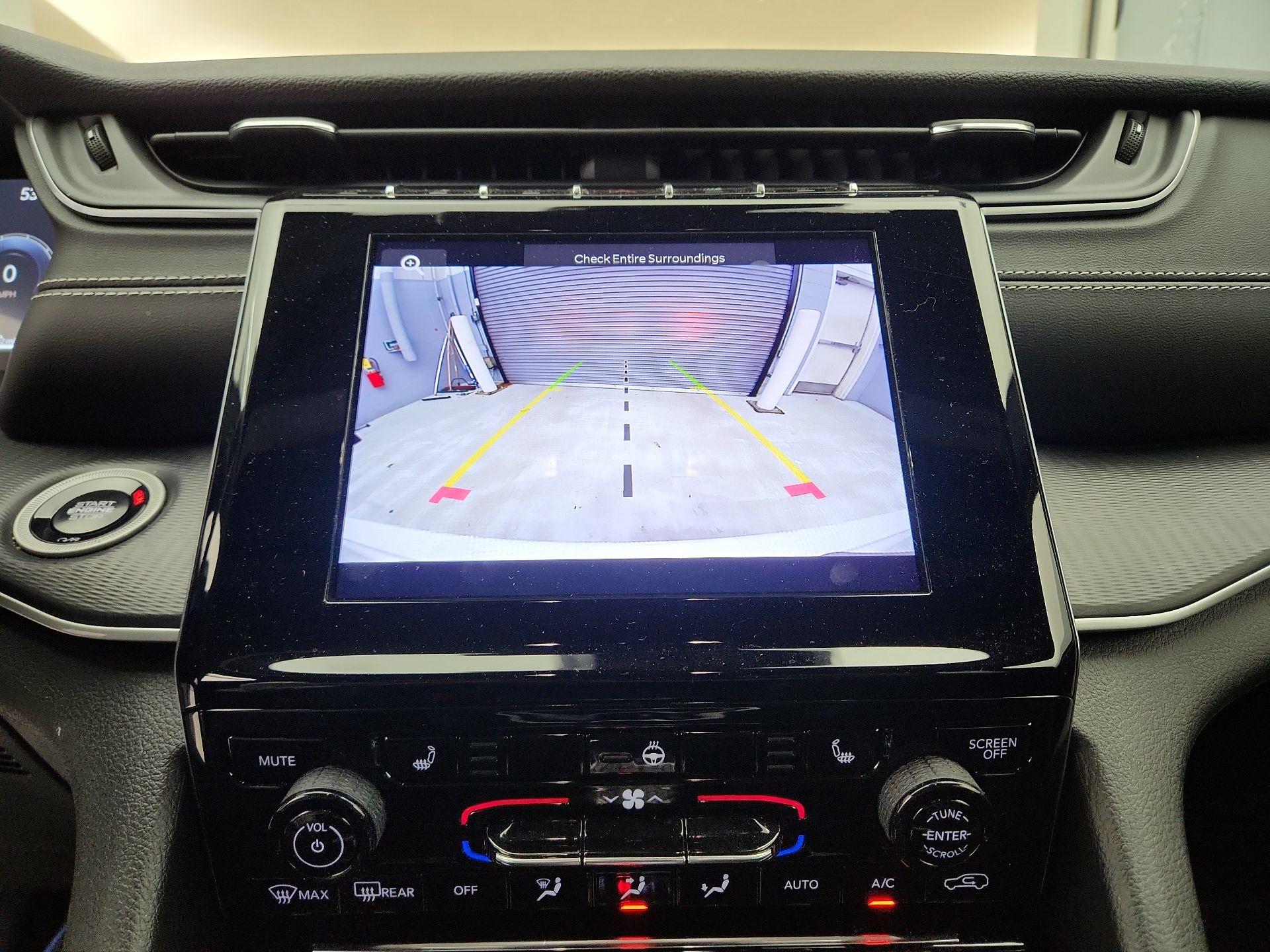 Thumbnail: 2024 Jeep Grand Cherokee - 14