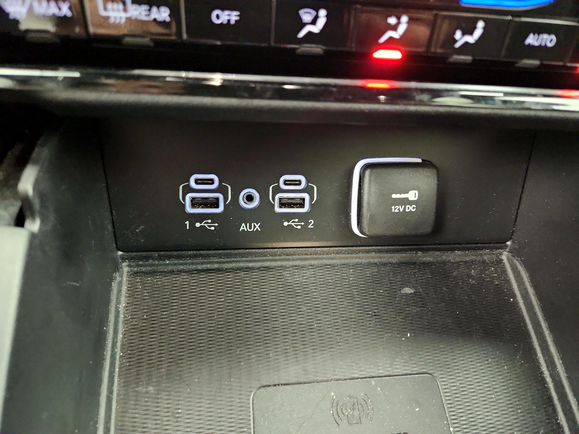 Thumbnail: 2024 Jeep Grand Cherokee - 18