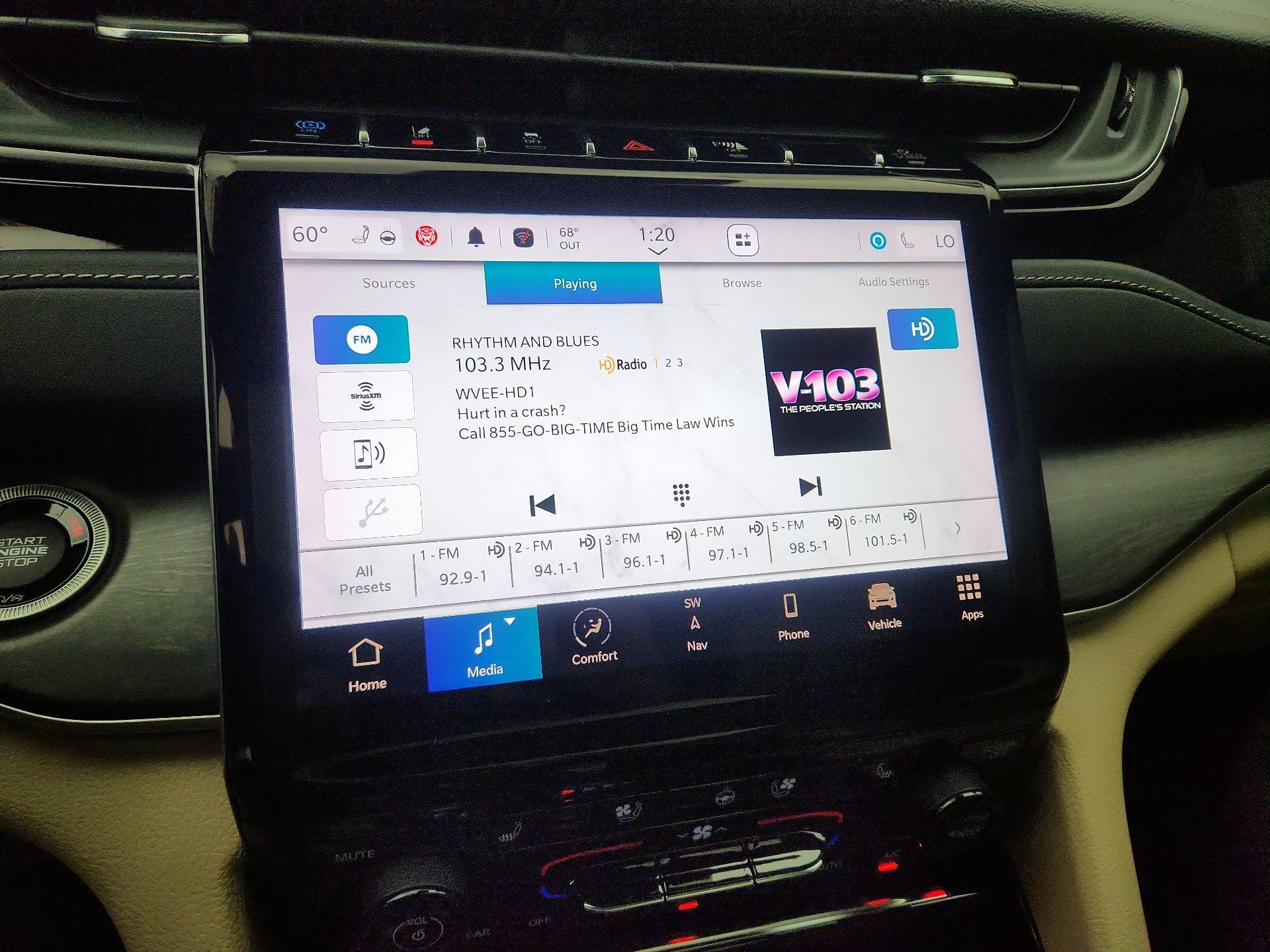 Thumbnail: 2023 Jeep Grand Cherokee - 16