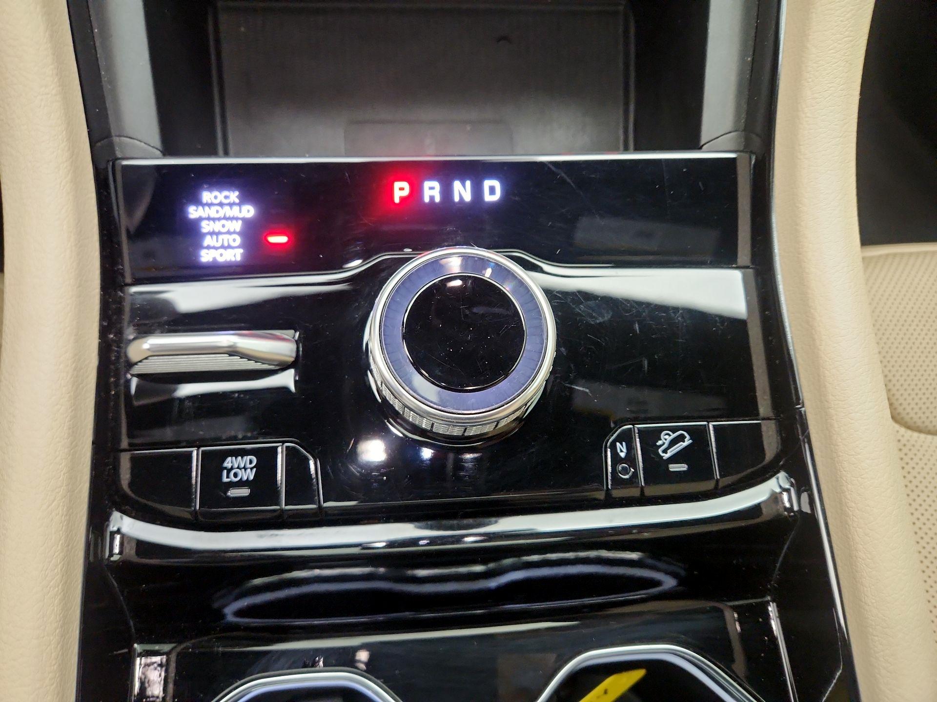 Thumbnail: 2023 Jeep Grand Cherokee - 18