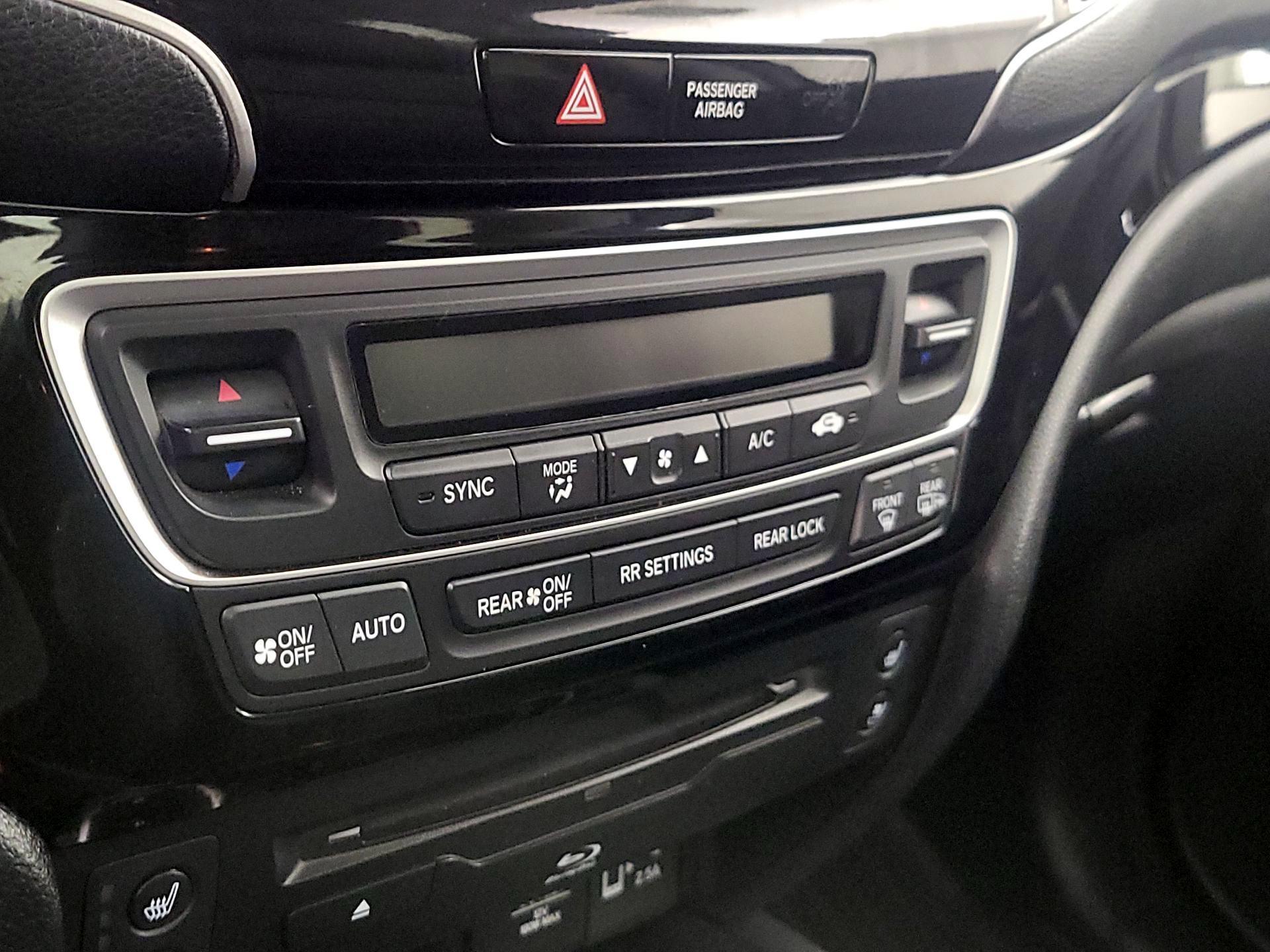 Thumbnail: 2022 Honda Pilot - 17