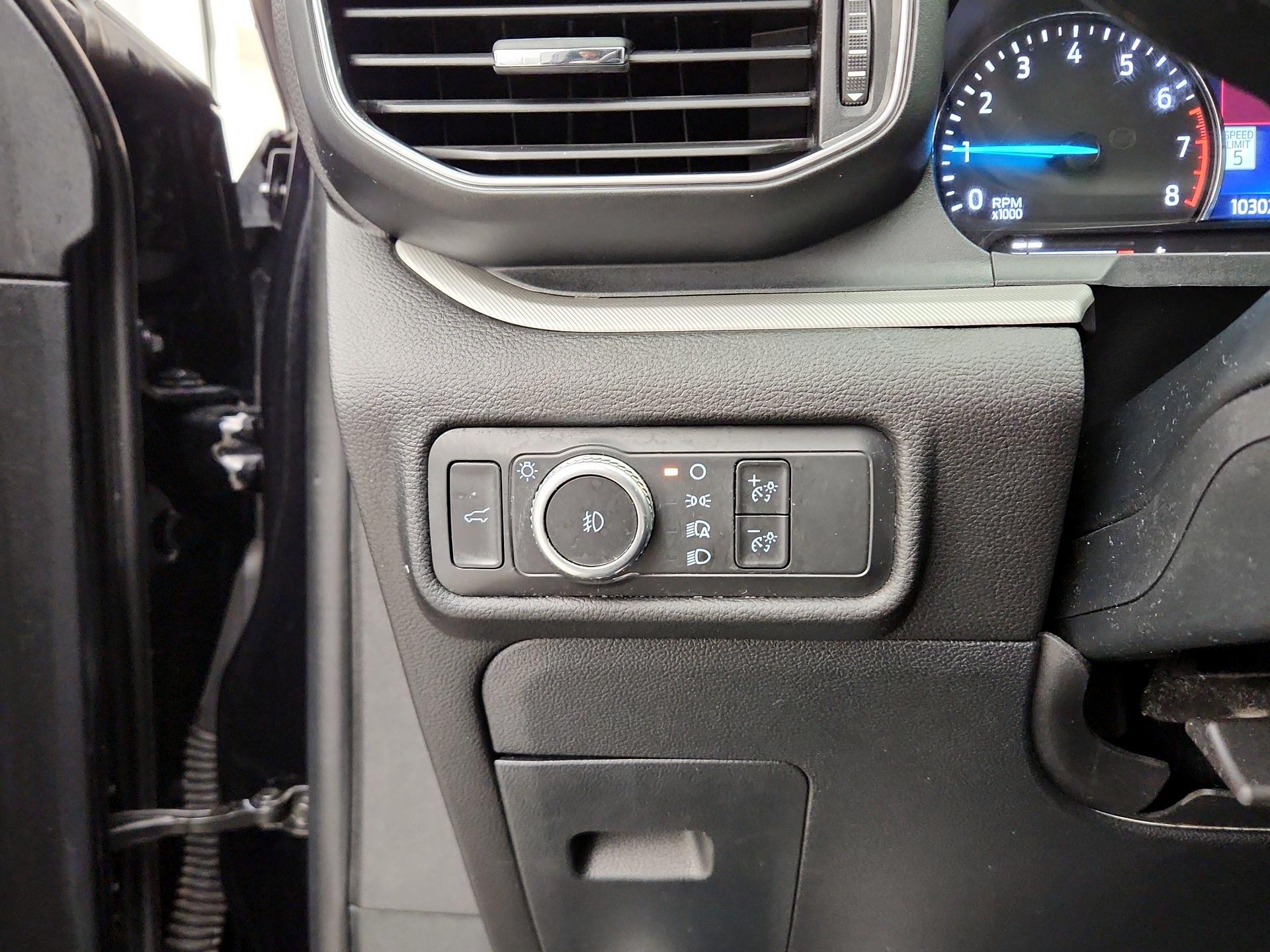 Thumbnail: 2022 Ford Explorer - 13