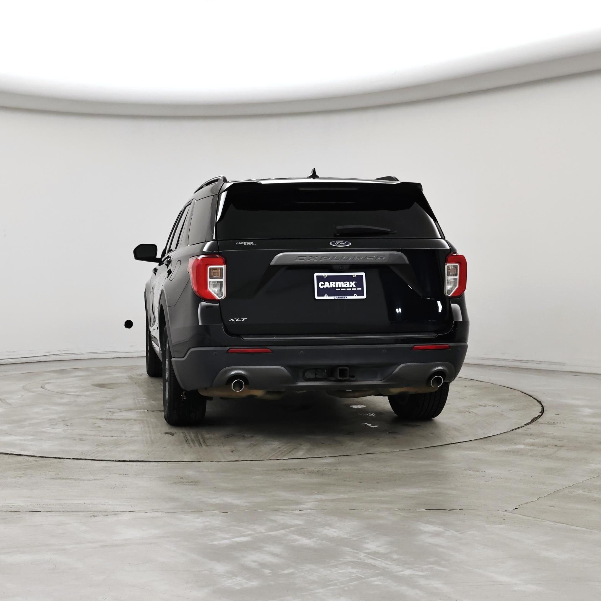 Thumbnail: 2022 Ford Explorer - 6