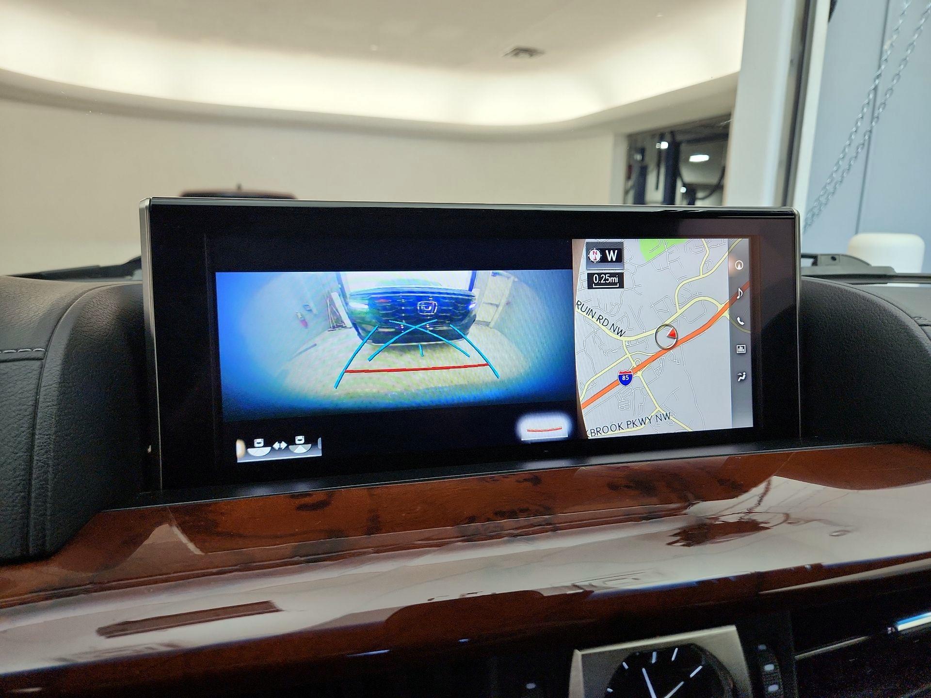 Thumbnail: 2019 Lexus LX - 15