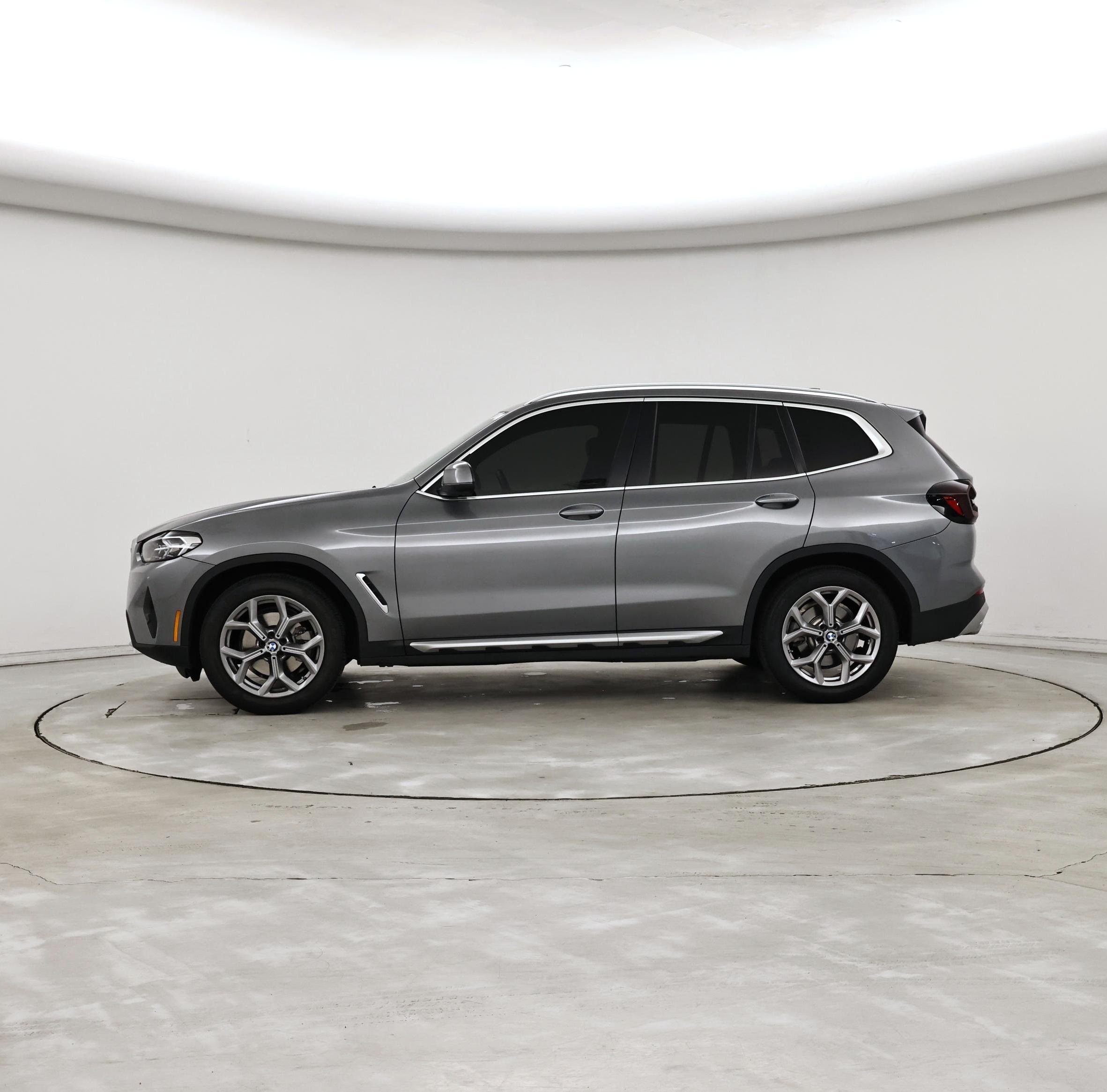 Thumbnail: 2023 BMW X3 - 3