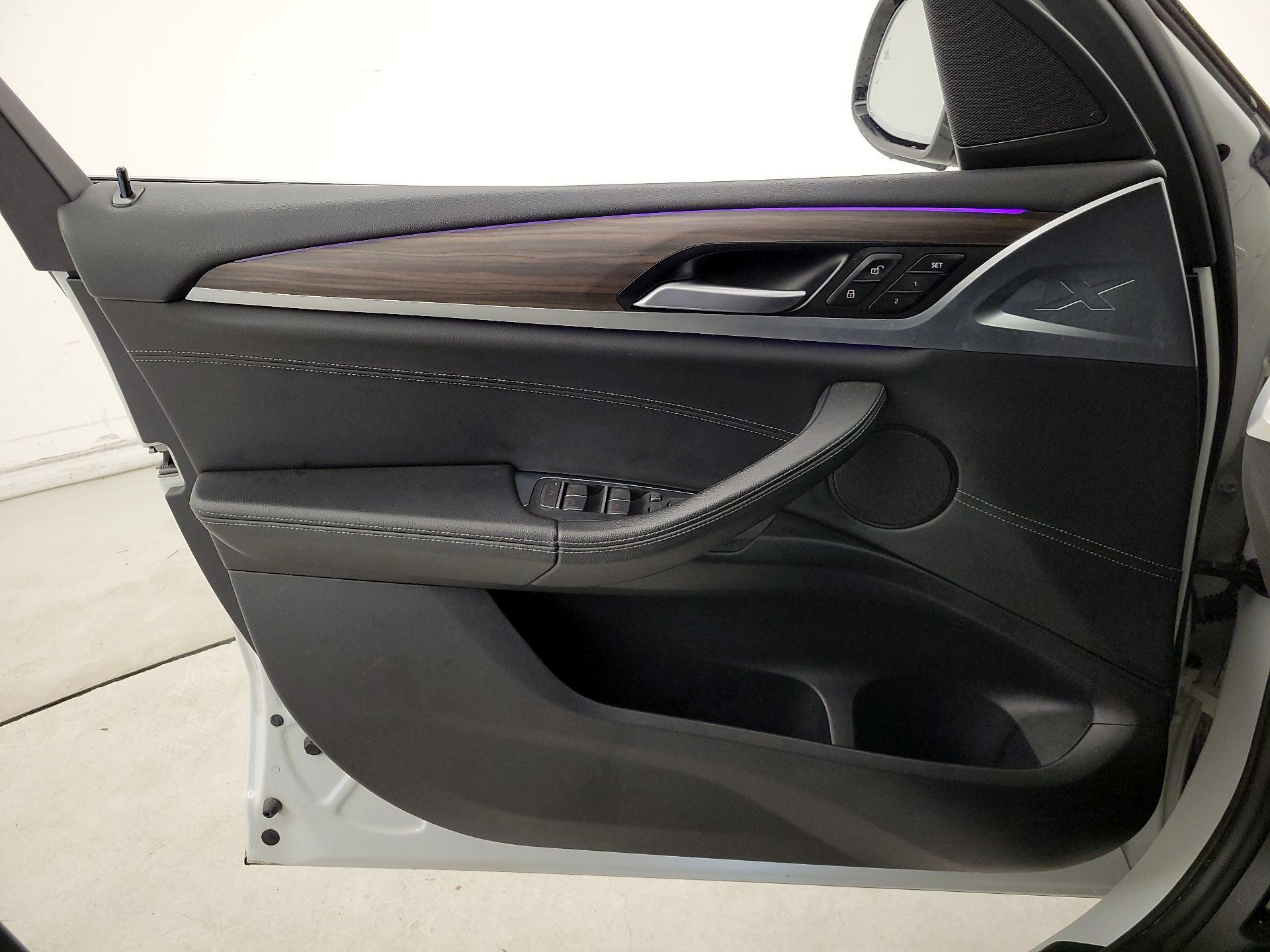 Thumbnail: 2021 BMW X3 - 12