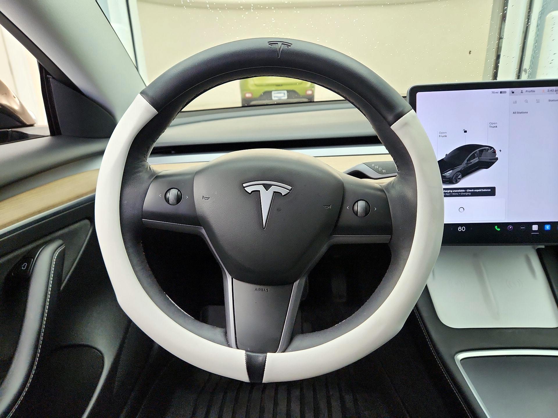 Thumbnail: 2021 Tesla Model 3 - 10