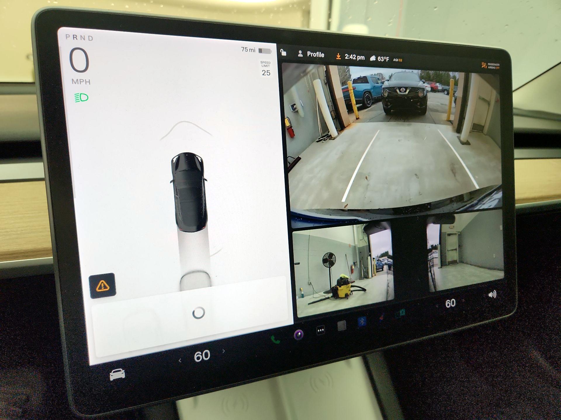 Thumbnail: 2021 Tesla Model 3 - 14