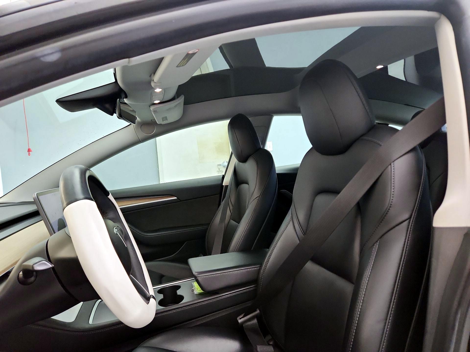 Thumbnail: 2021 Tesla Model 3 - 18