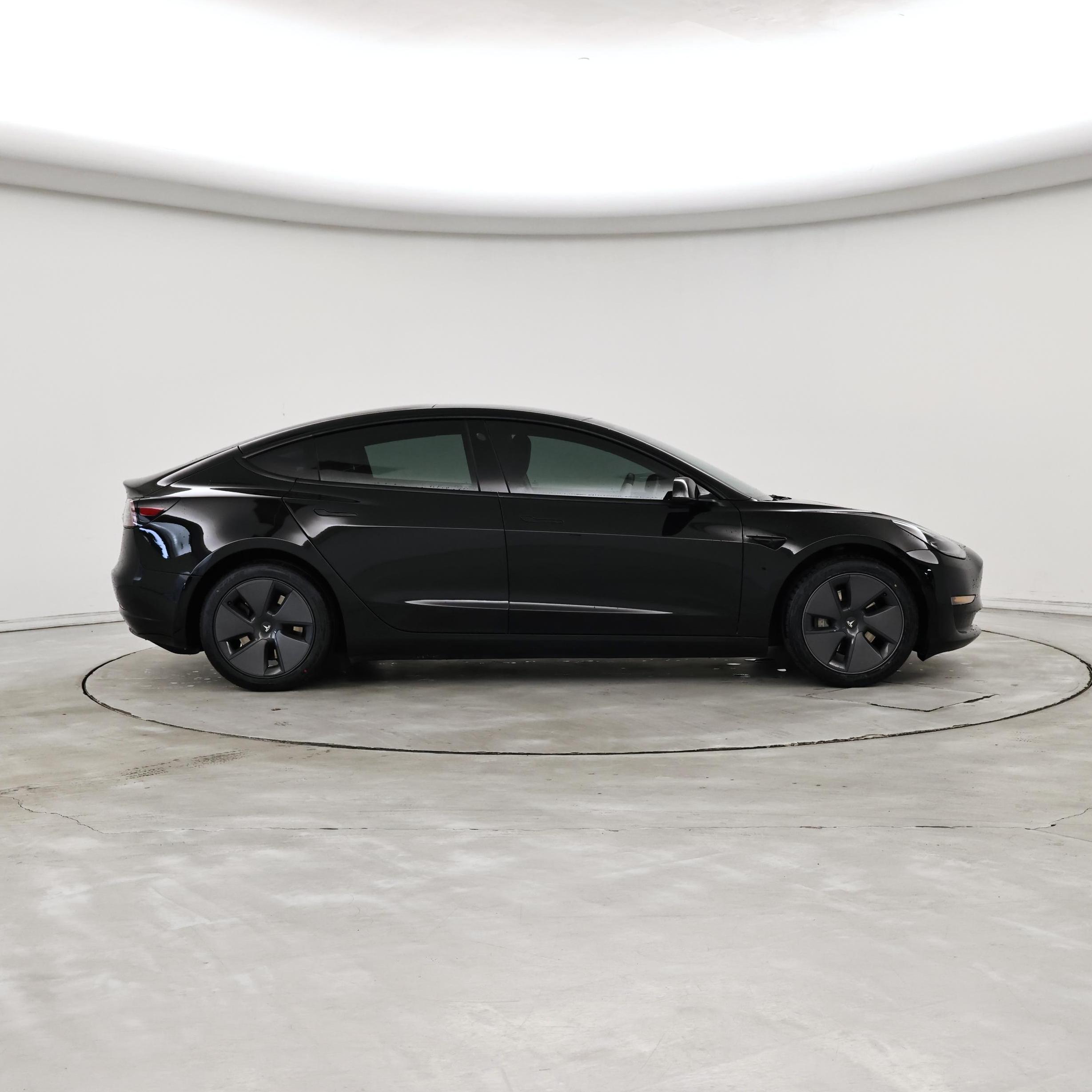 Thumbnail: 2021 Tesla Model 3 - 7