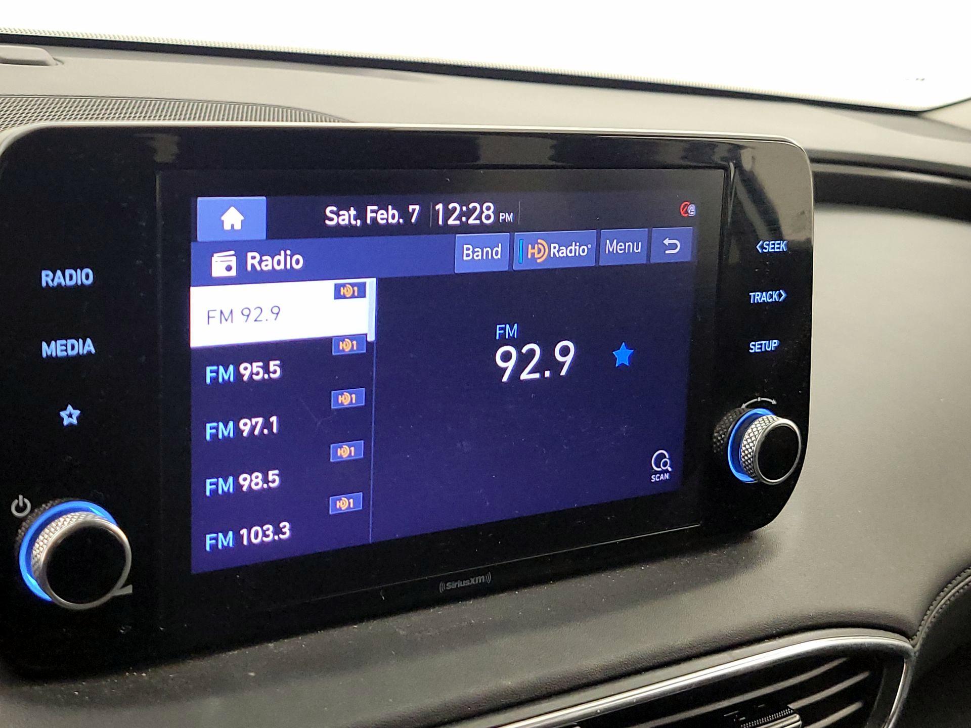 Thumbnail: 2022 Hyundai Santa Fe - 15