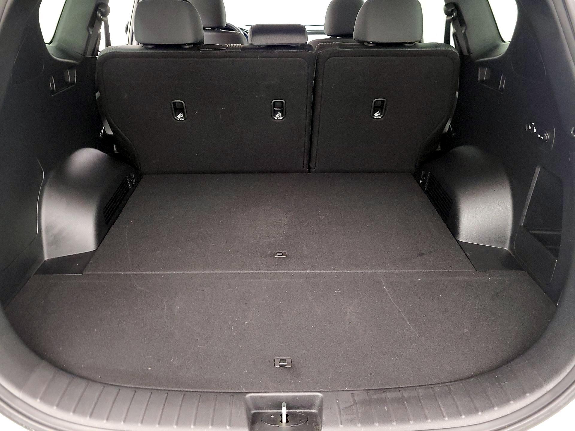 Thumbnail: 2022 Hyundai Santa Fe - 20