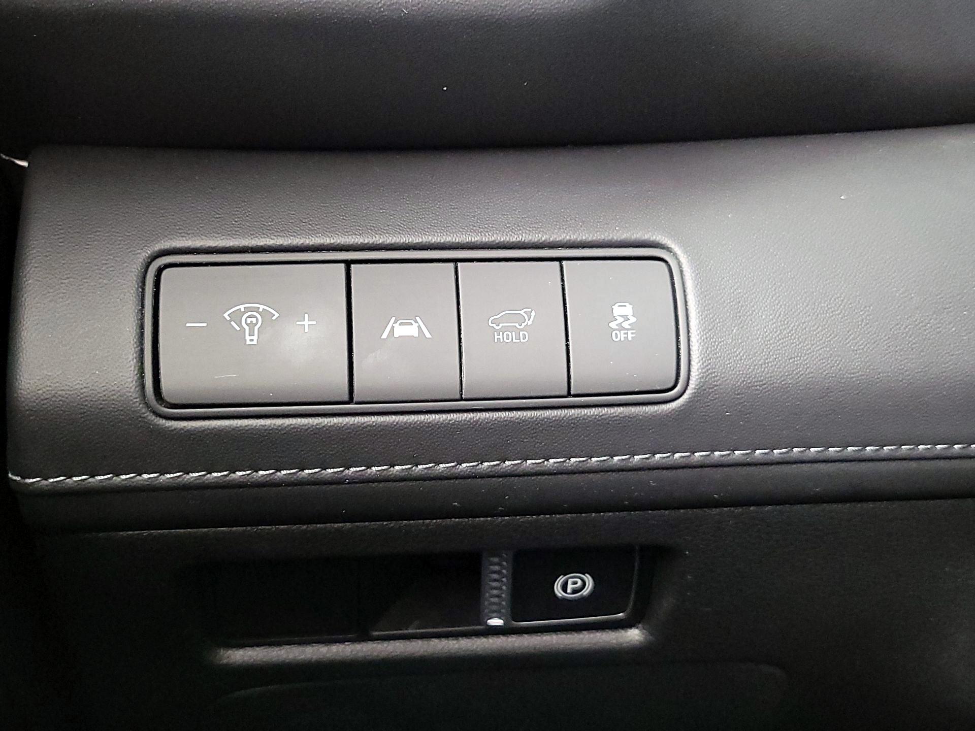 Thumbnail: 2023 Hyundai Santa Fe - 13