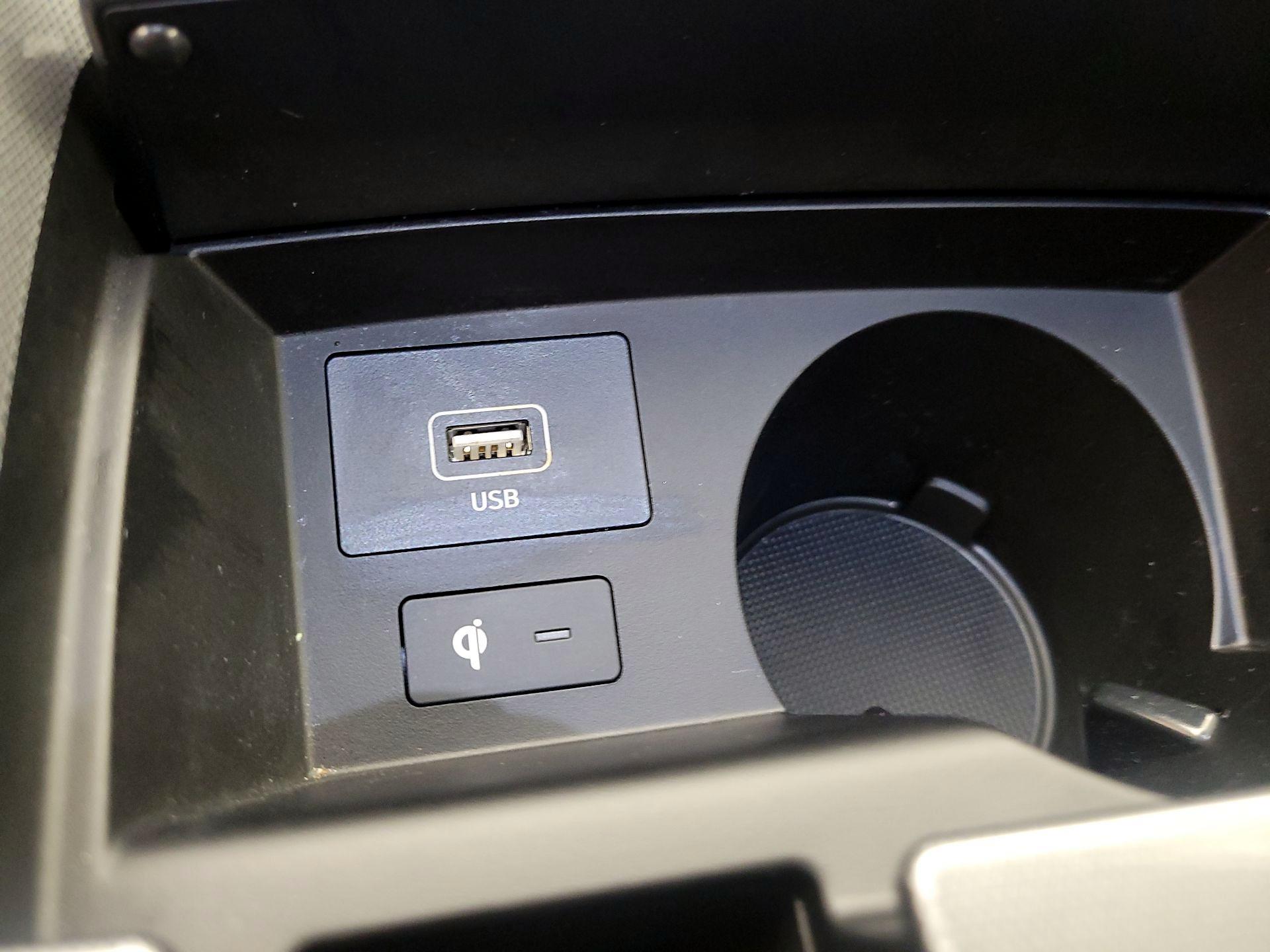 Thumbnail: 2023 Hyundai Santa Fe - 19