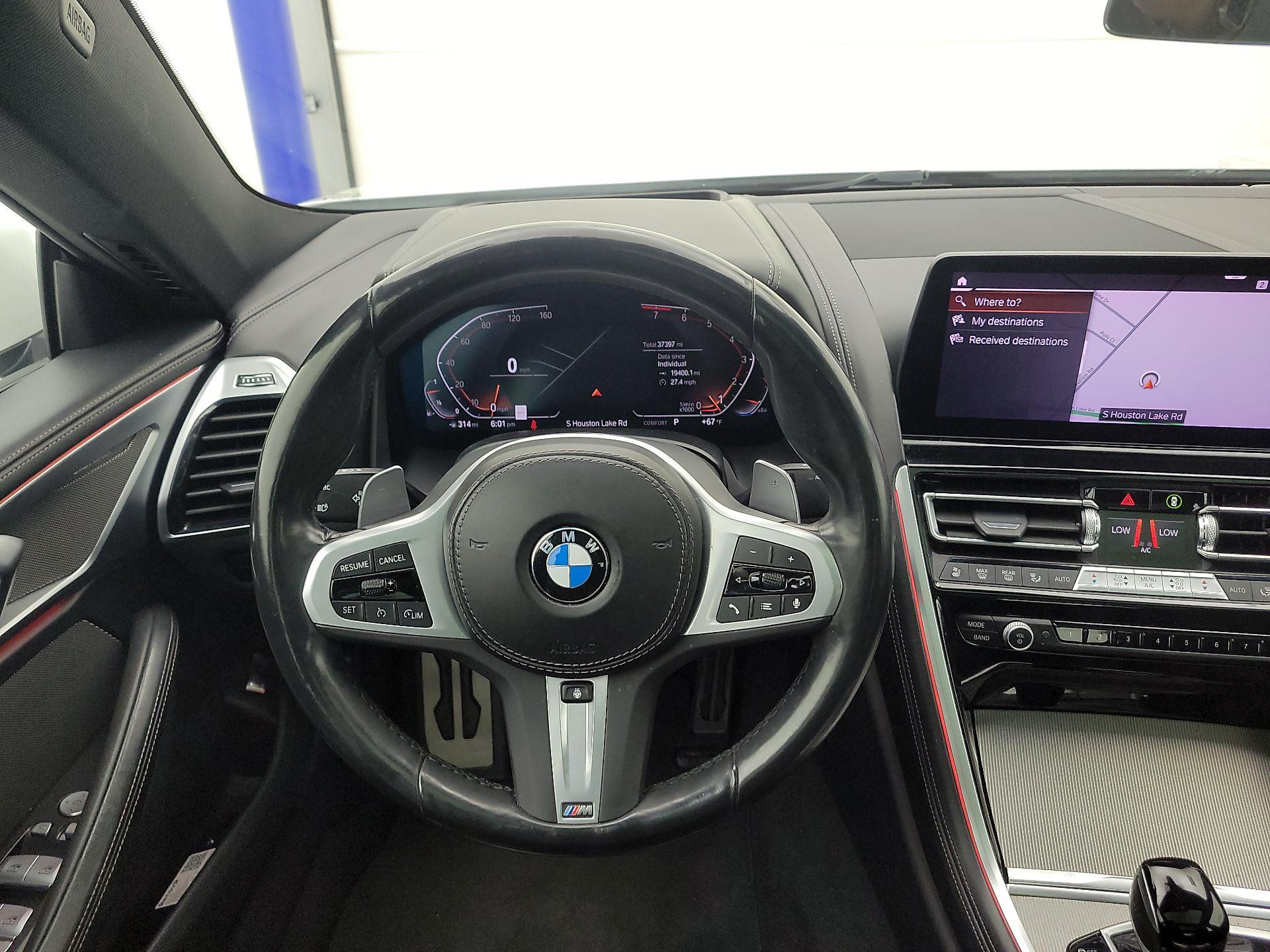 Thumbnail: 2023 BMW 8 Series - 10