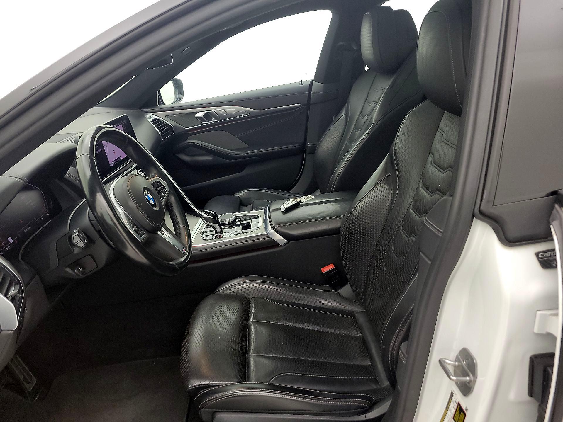 Thumbnail: 2023 BMW 8 Series - 11