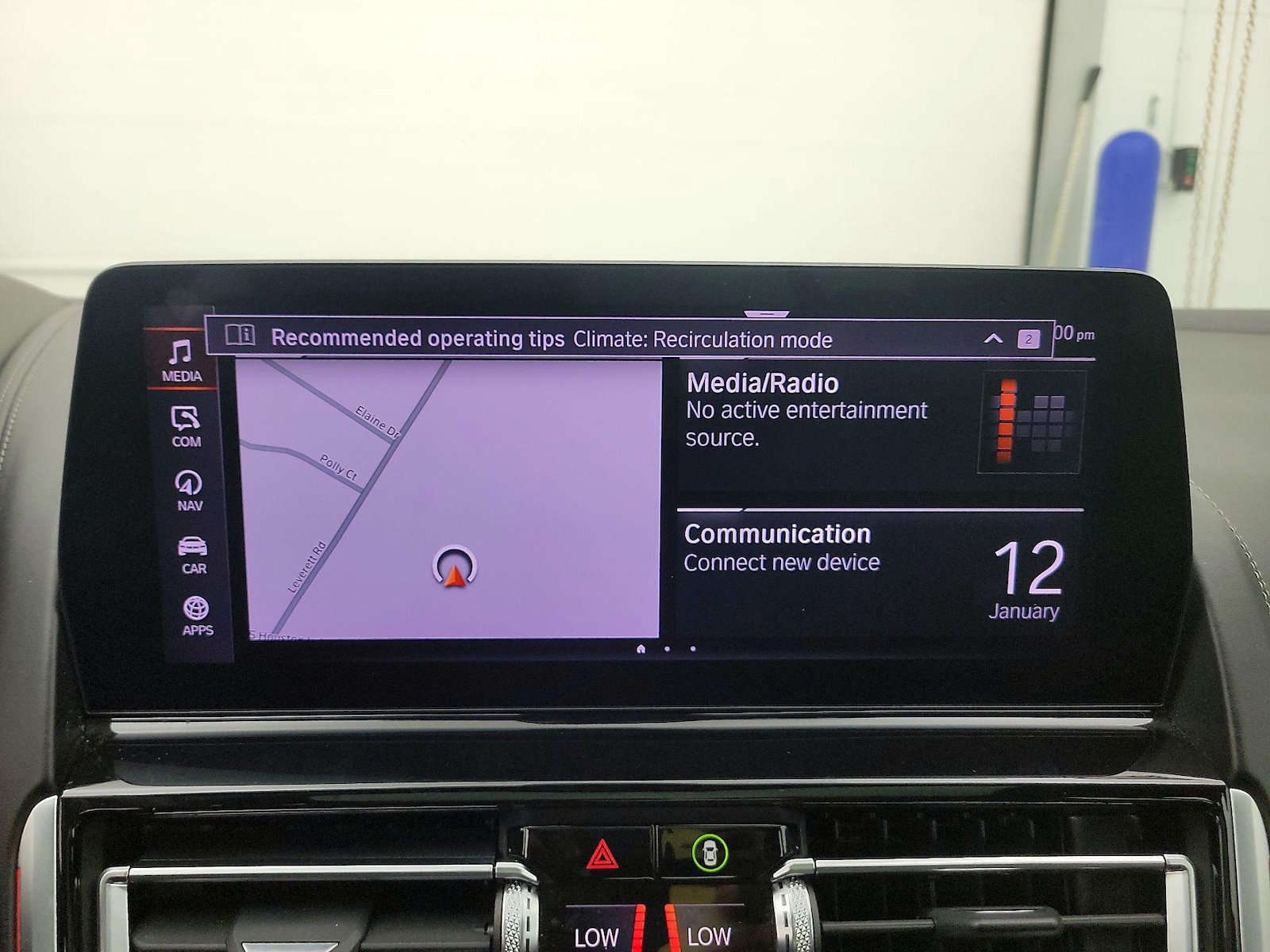2023 BMW 8 Series 840i - Photo 17