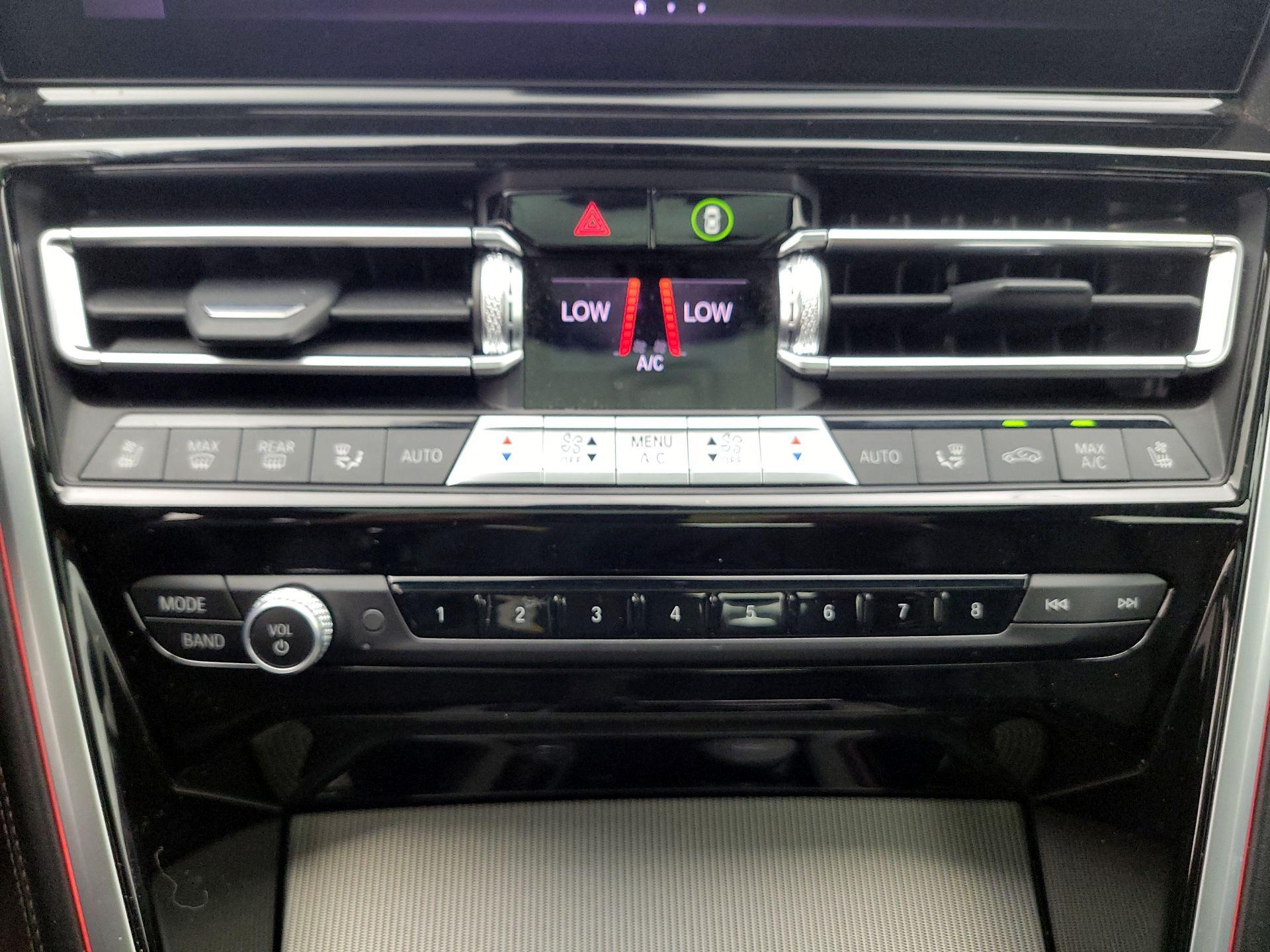 Thumbnail: 2023 BMW 8 Series - 17