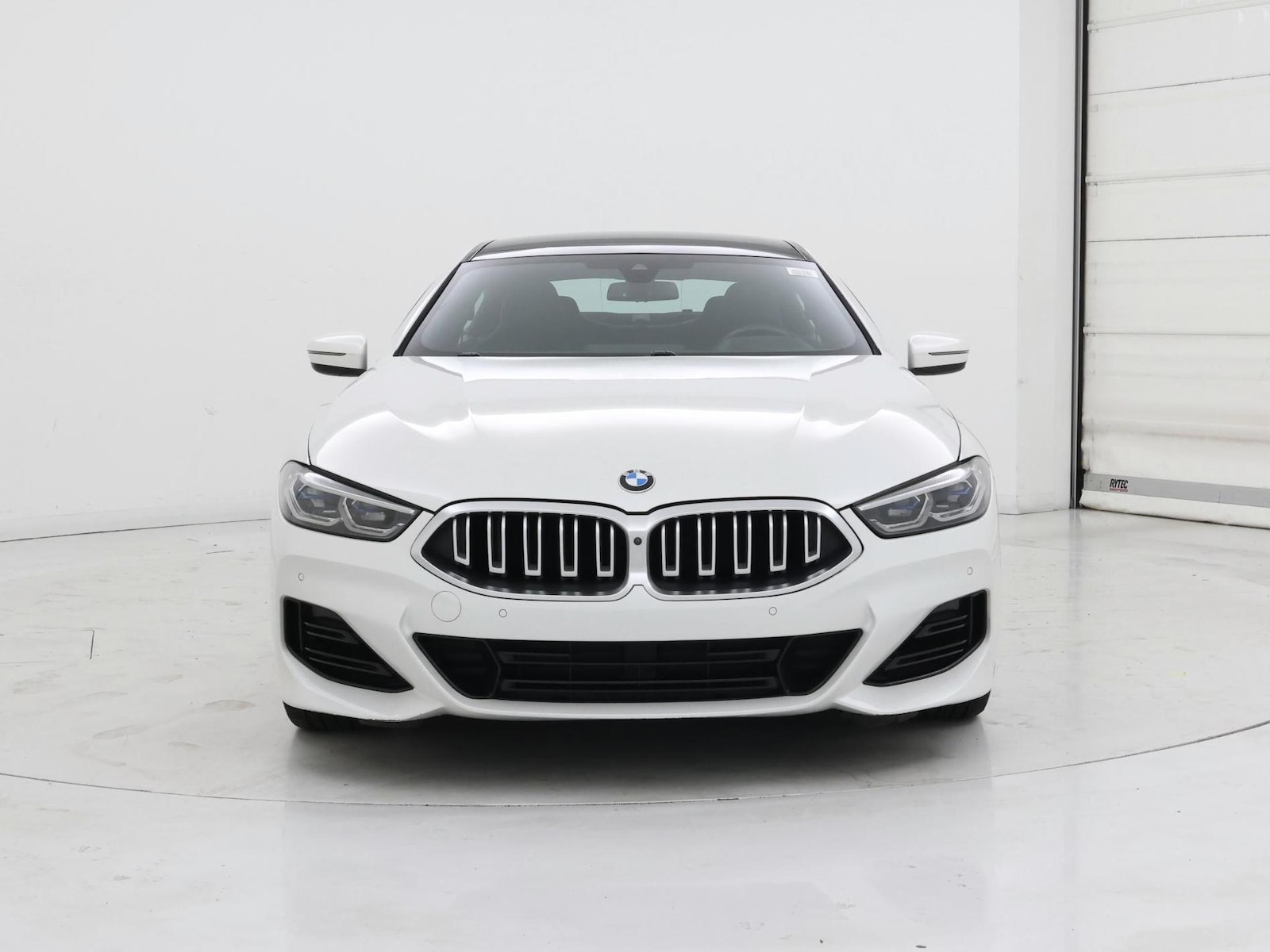 2023 BMW 8 Series 840i - Photo 6