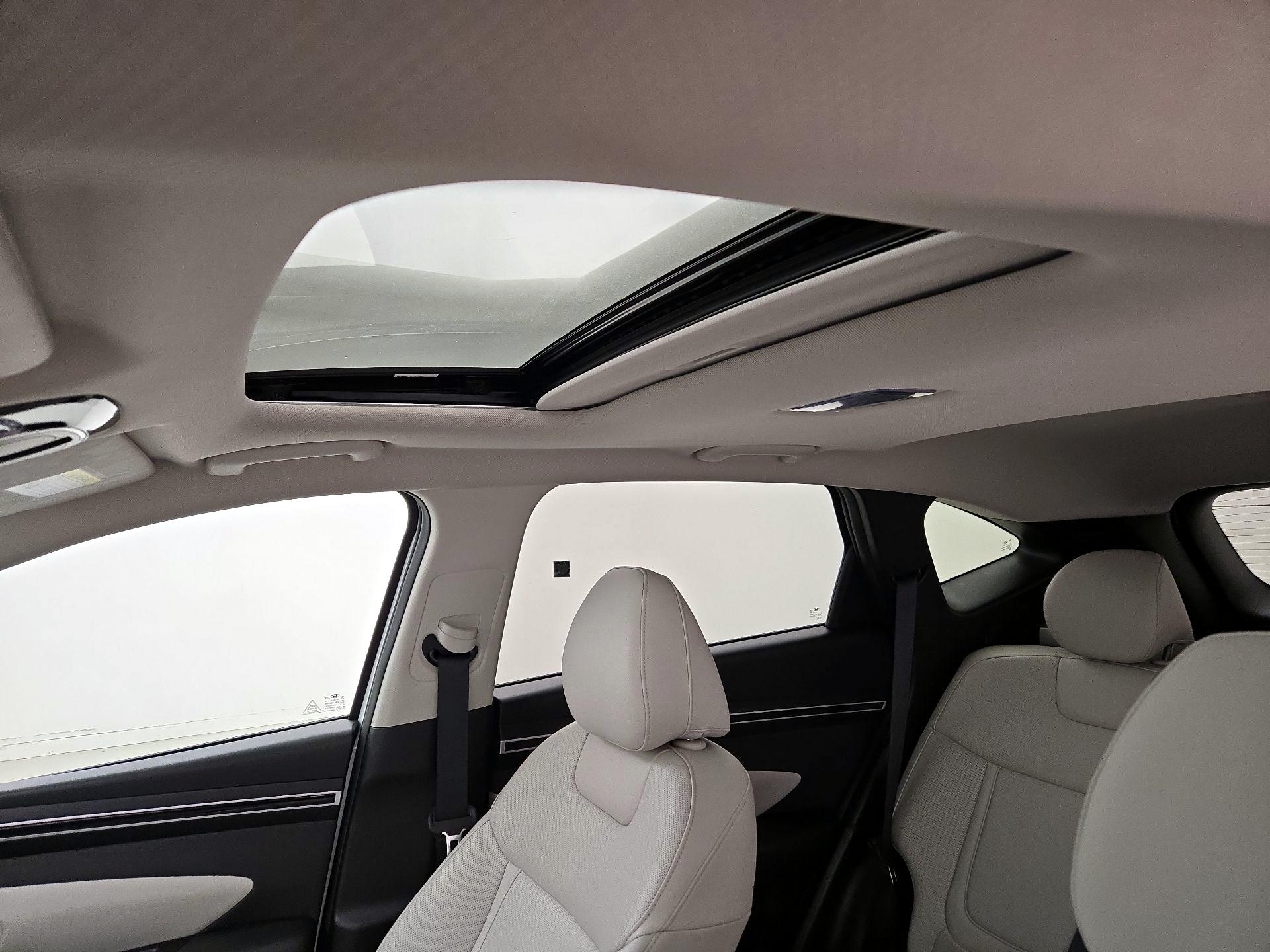 Thumbnail: 2023 Hyundai Tucson - 19