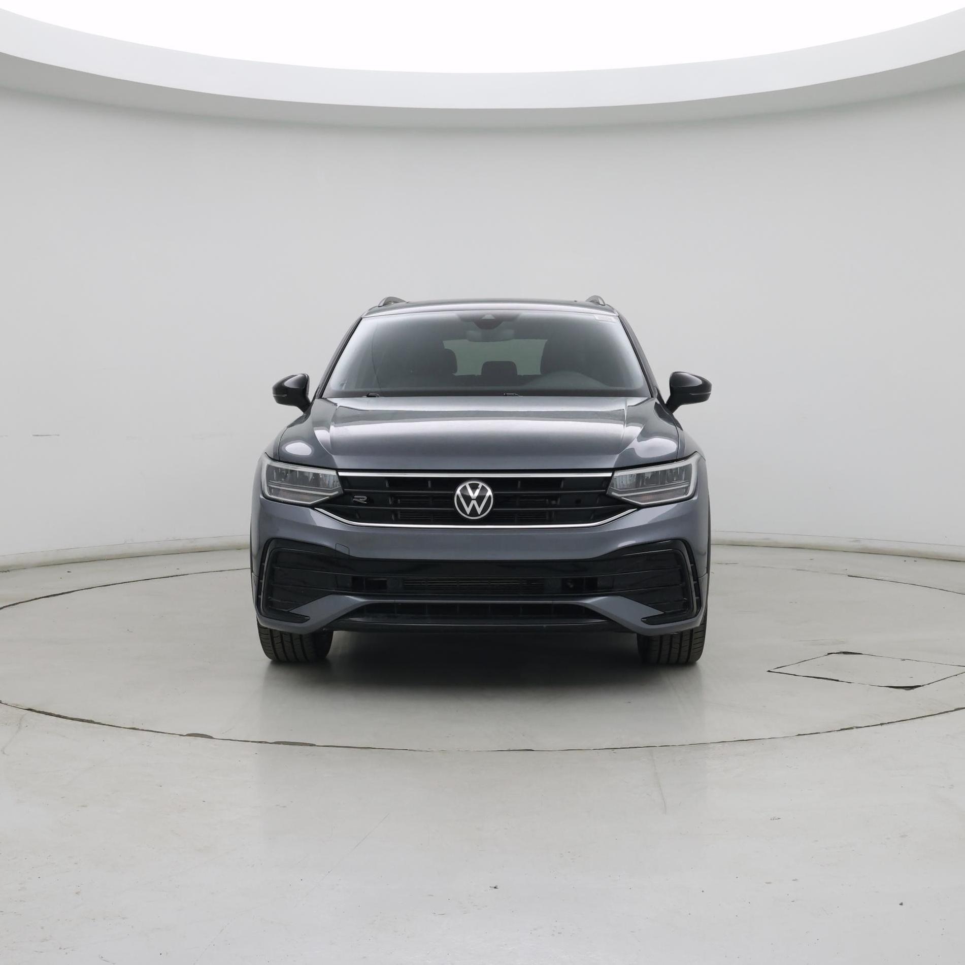 Thumbnail: 2023 Volkswagen Tiguan - 5