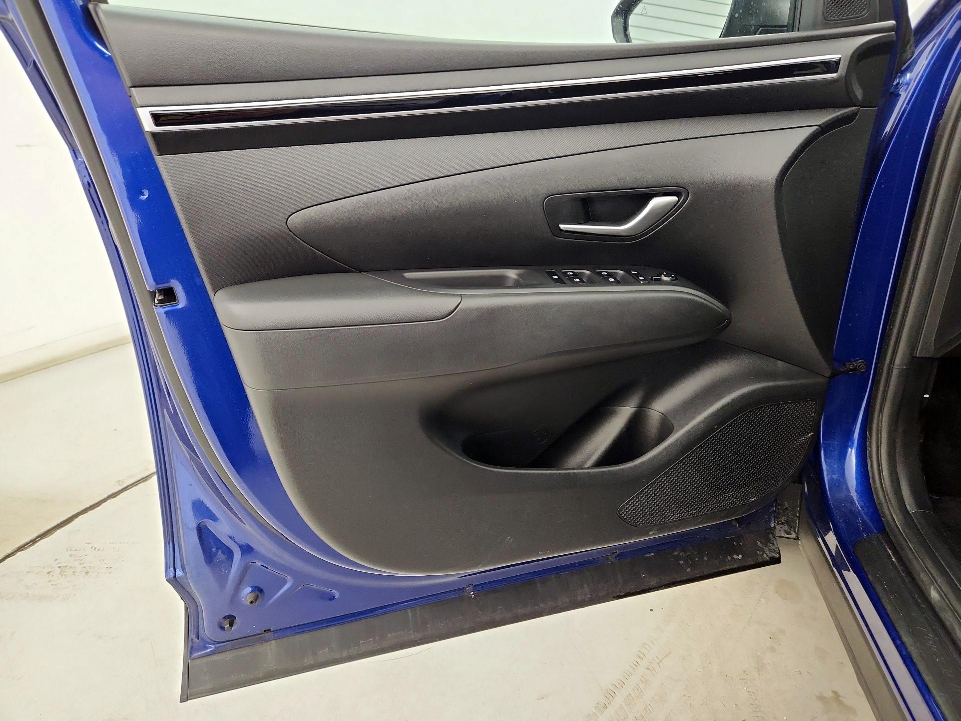 Thumbnail: 2023 Hyundai Tucson - 12