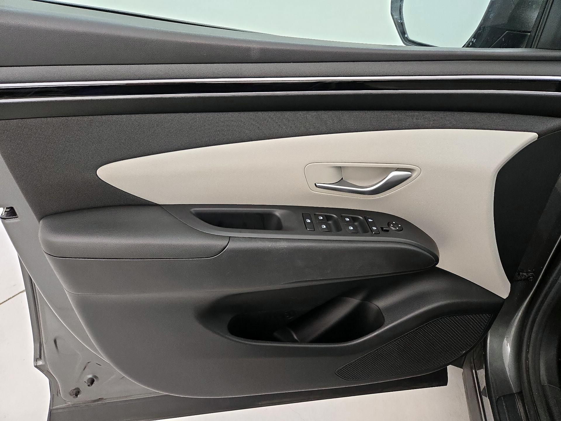 Thumbnail: 2023 Hyundai Tucson - 12