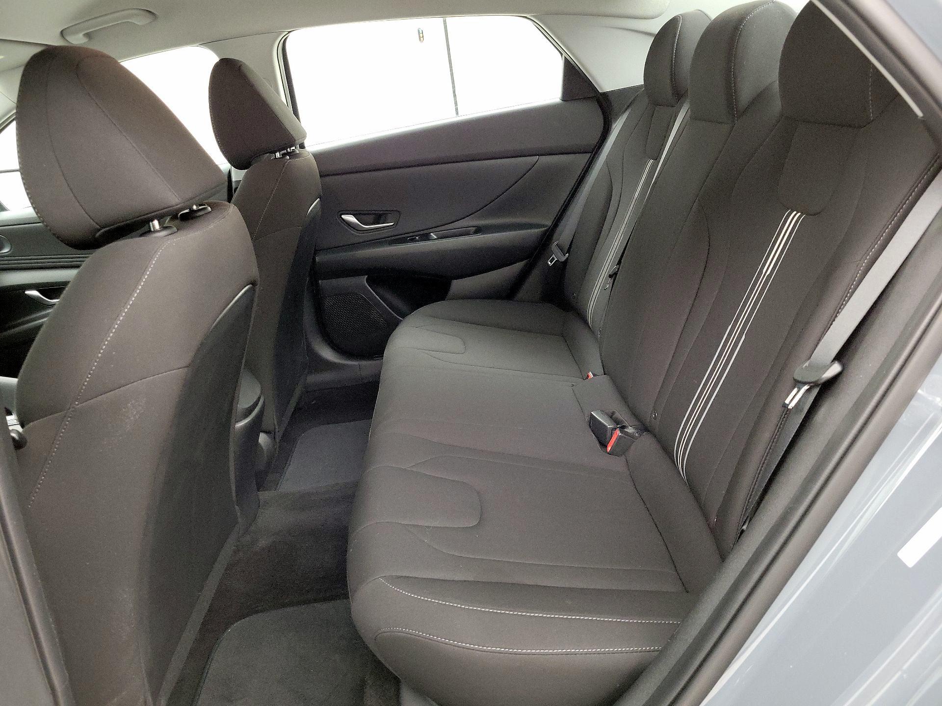 Thumbnail: 2023 Hyundai Elantra - 20