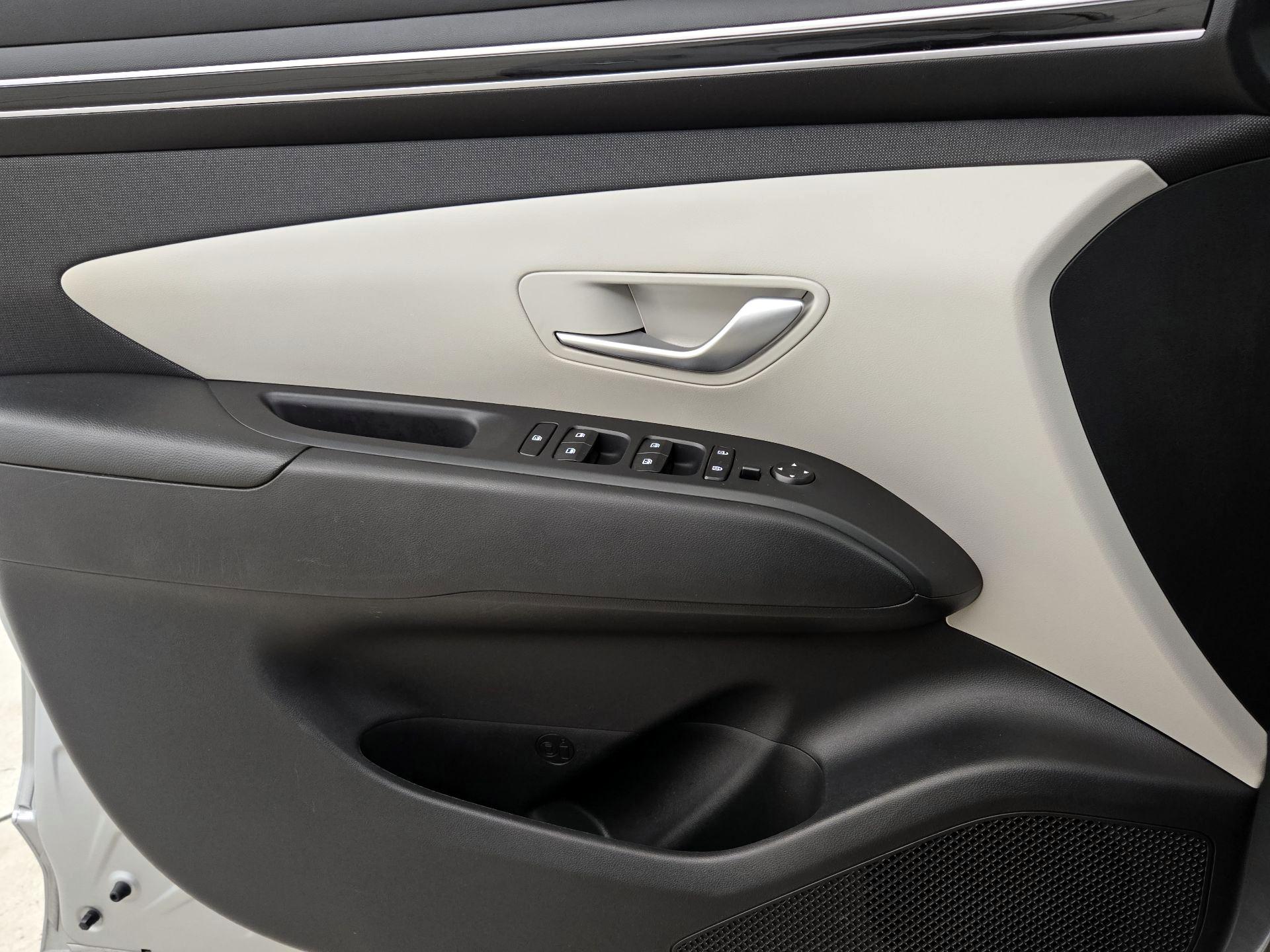 Thumbnail: 2023 Hyundai Tucson - 12