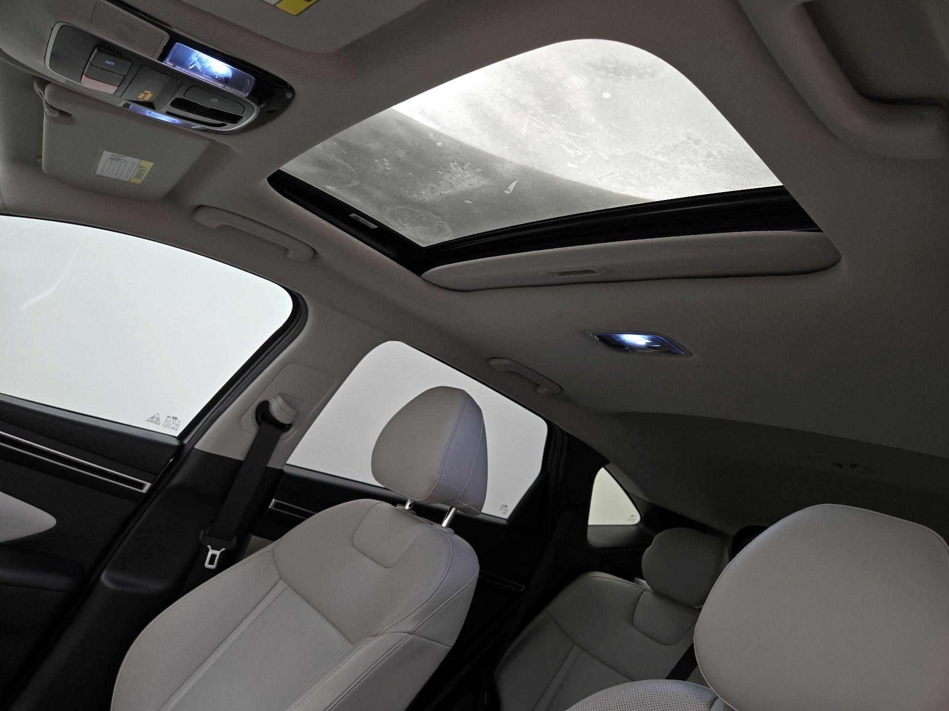 Thumbnail: 2023 Hyundai Tucson - 19