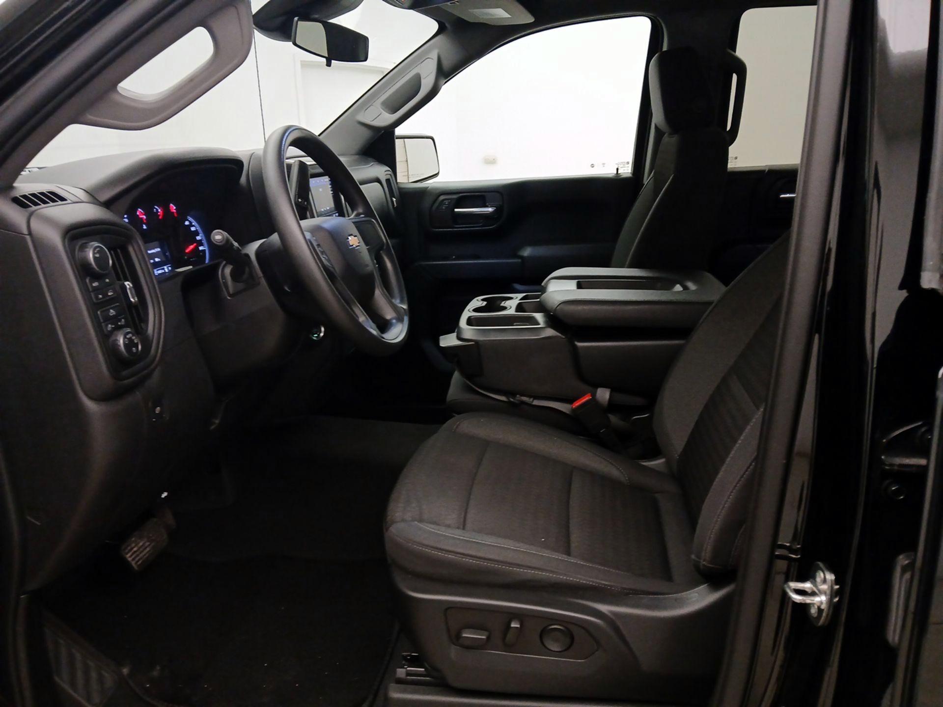 Thumbnail: 2022 Chevrolet Silverado 1500 - 11