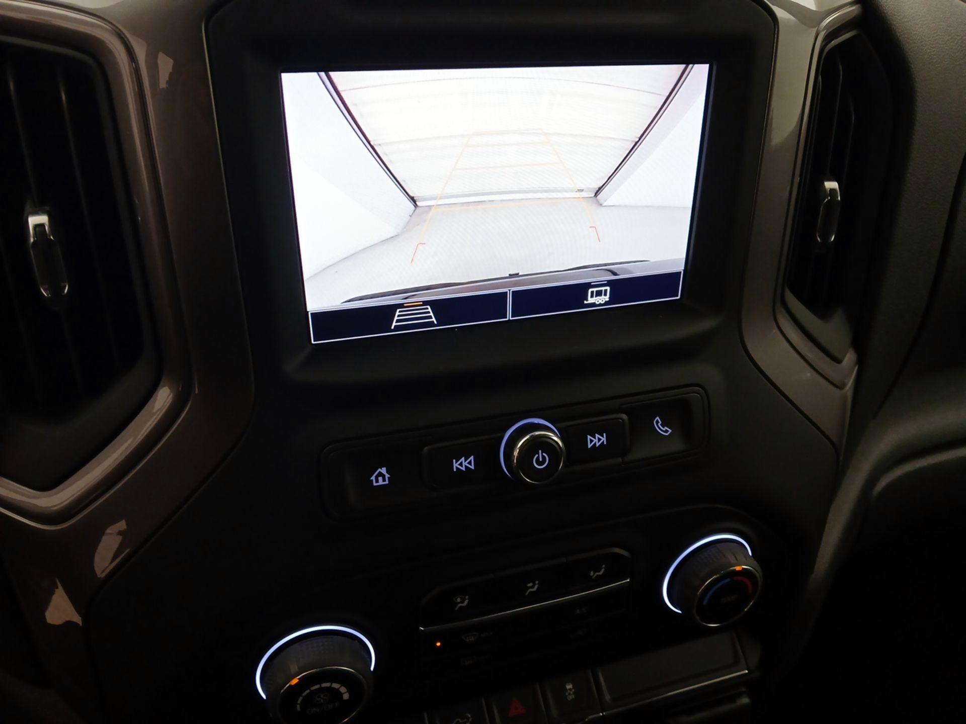 Thumbnail: 2022 Chevrolet Silverado 1500 - 14