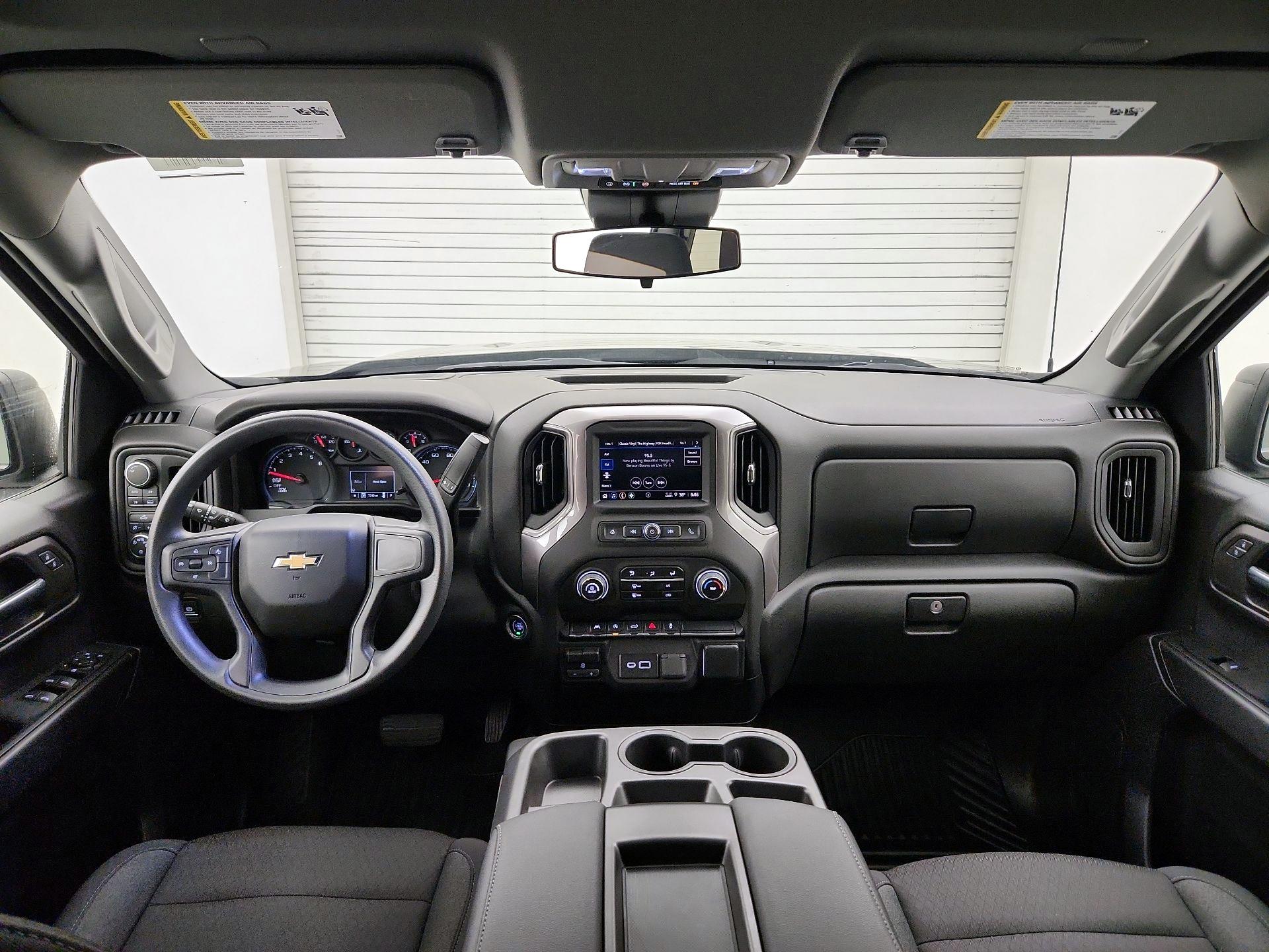 Thumbnail: 2023 Chevrolet Silverado 1500 - 9