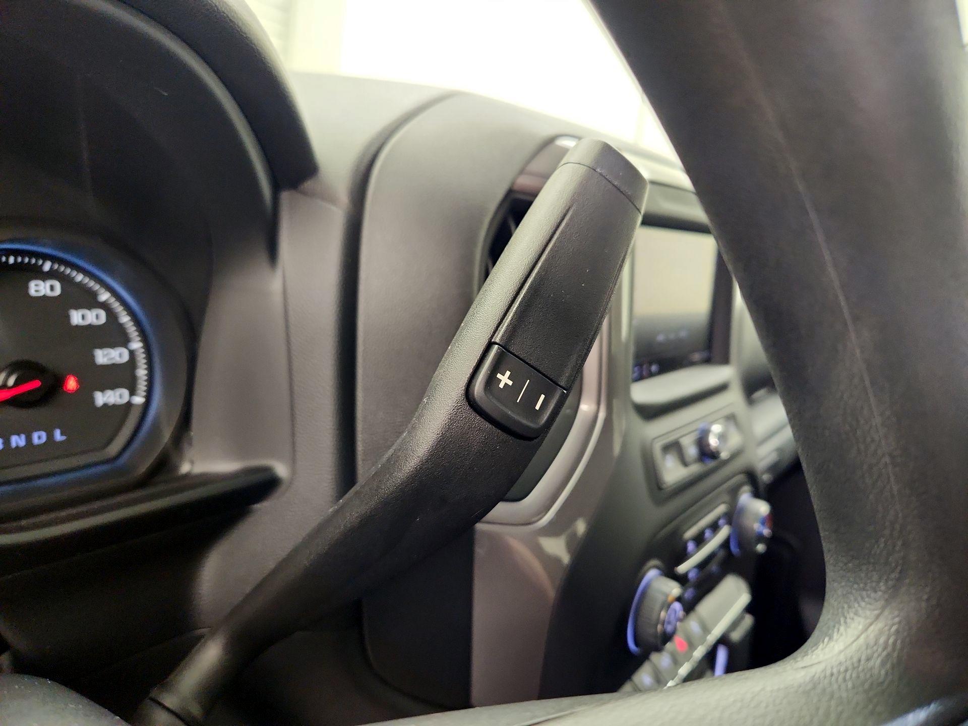 Thumbnail: 2023 Chevrolet Silverado 1500 - 17