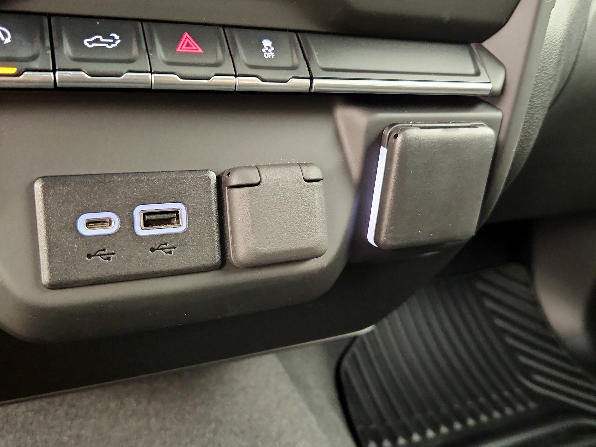 Thumbnail: 2023 Chevrolet Silverado 1500 - 18