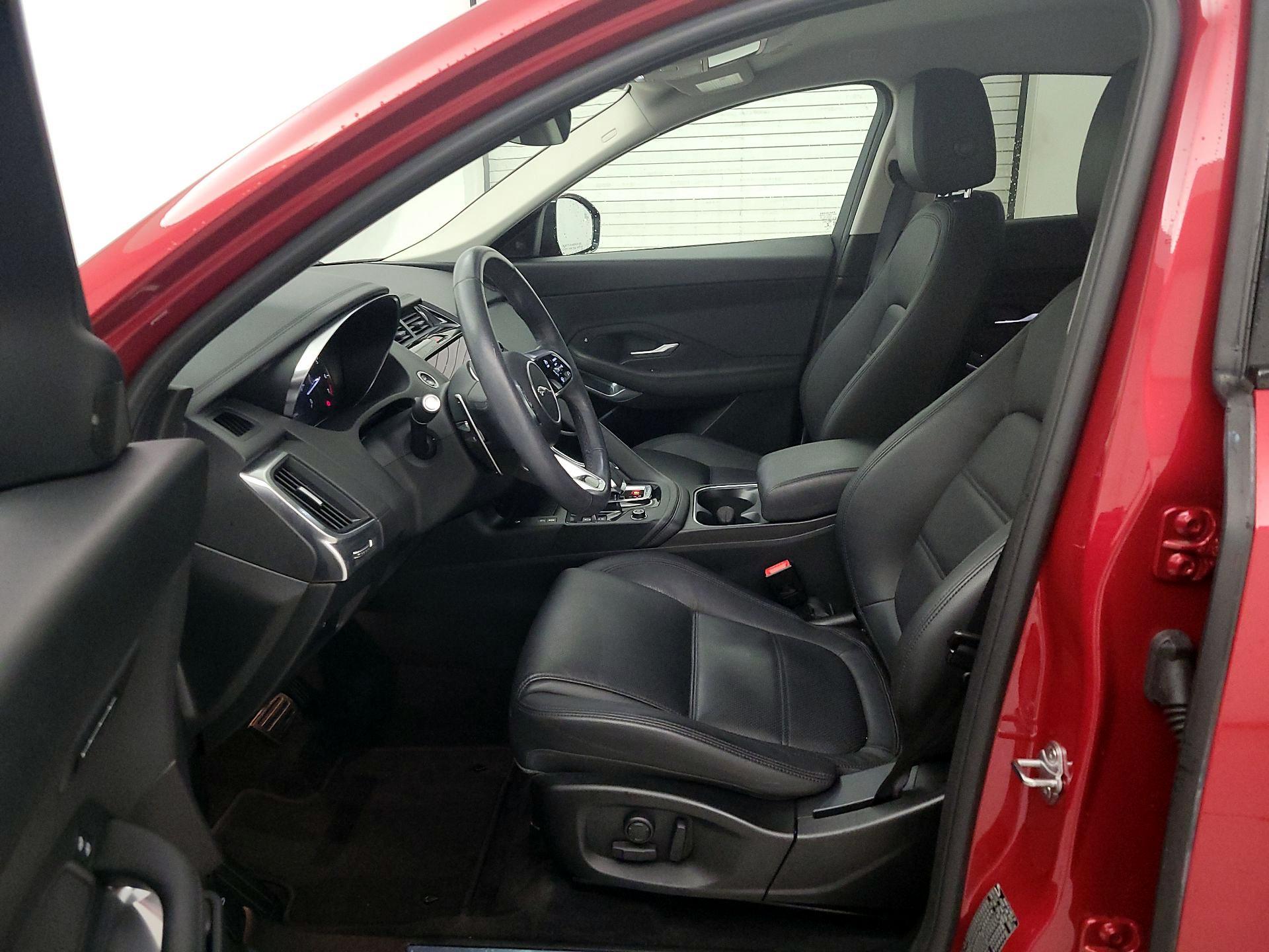 Thumbnail: 2023 Jaguar E-Pace - 11